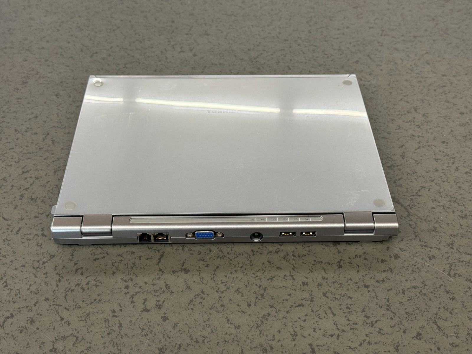 TOSHIBA Portege R205-S2062 Laptop Pentium M 1.20GHz, 512MB, 60GB HDD