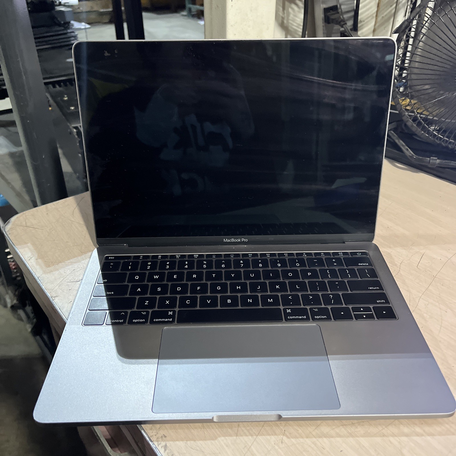 APPLE MACBOOK PRO 13″ MID-2017 CORE I5-7360U 2.3GHZ 8GB RAM NO HD :