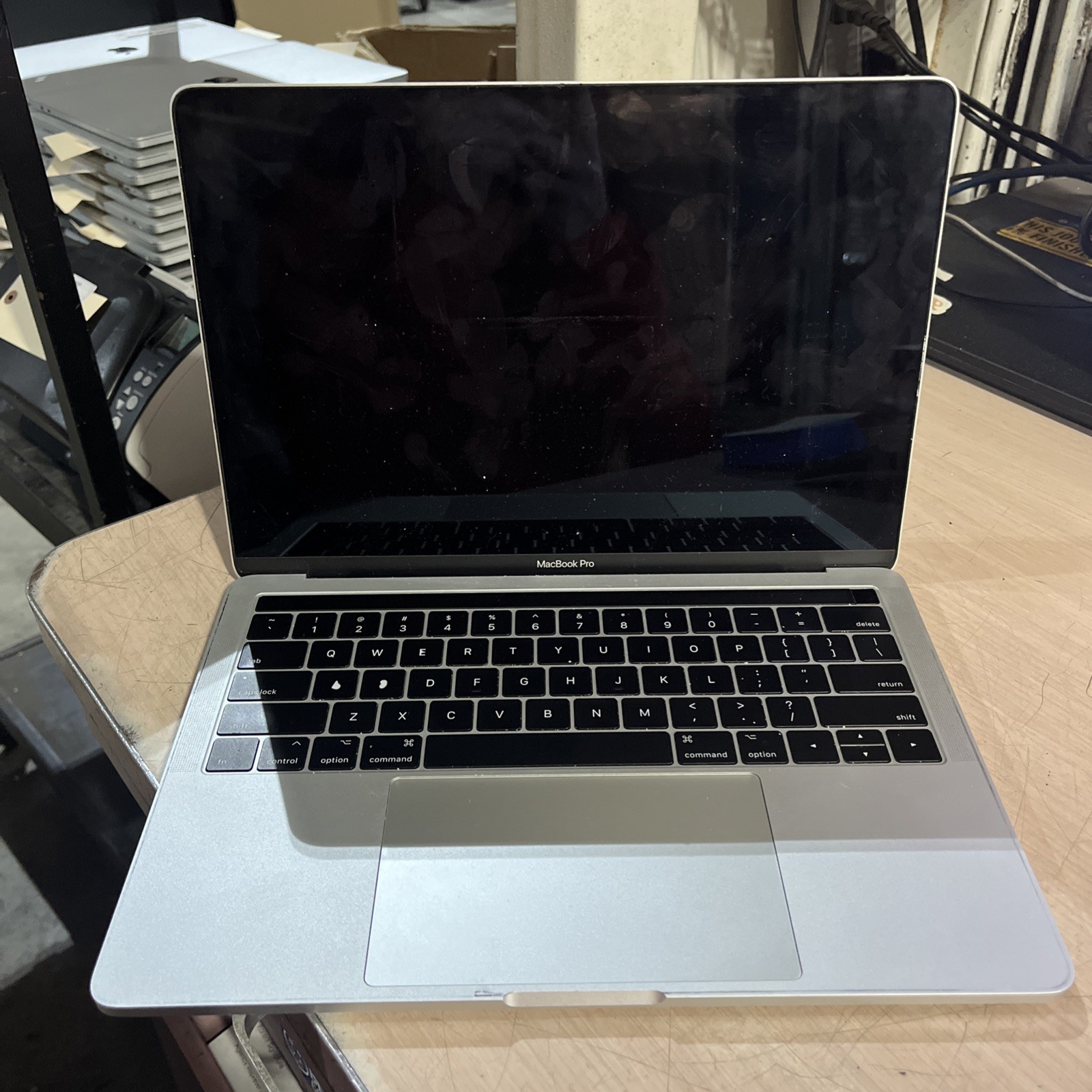 APPLE MACBOOK PRO 13″ TOUCH/MID-2017 CORE I5-7267U 3.1GHZ 8GB RAM 256SSD