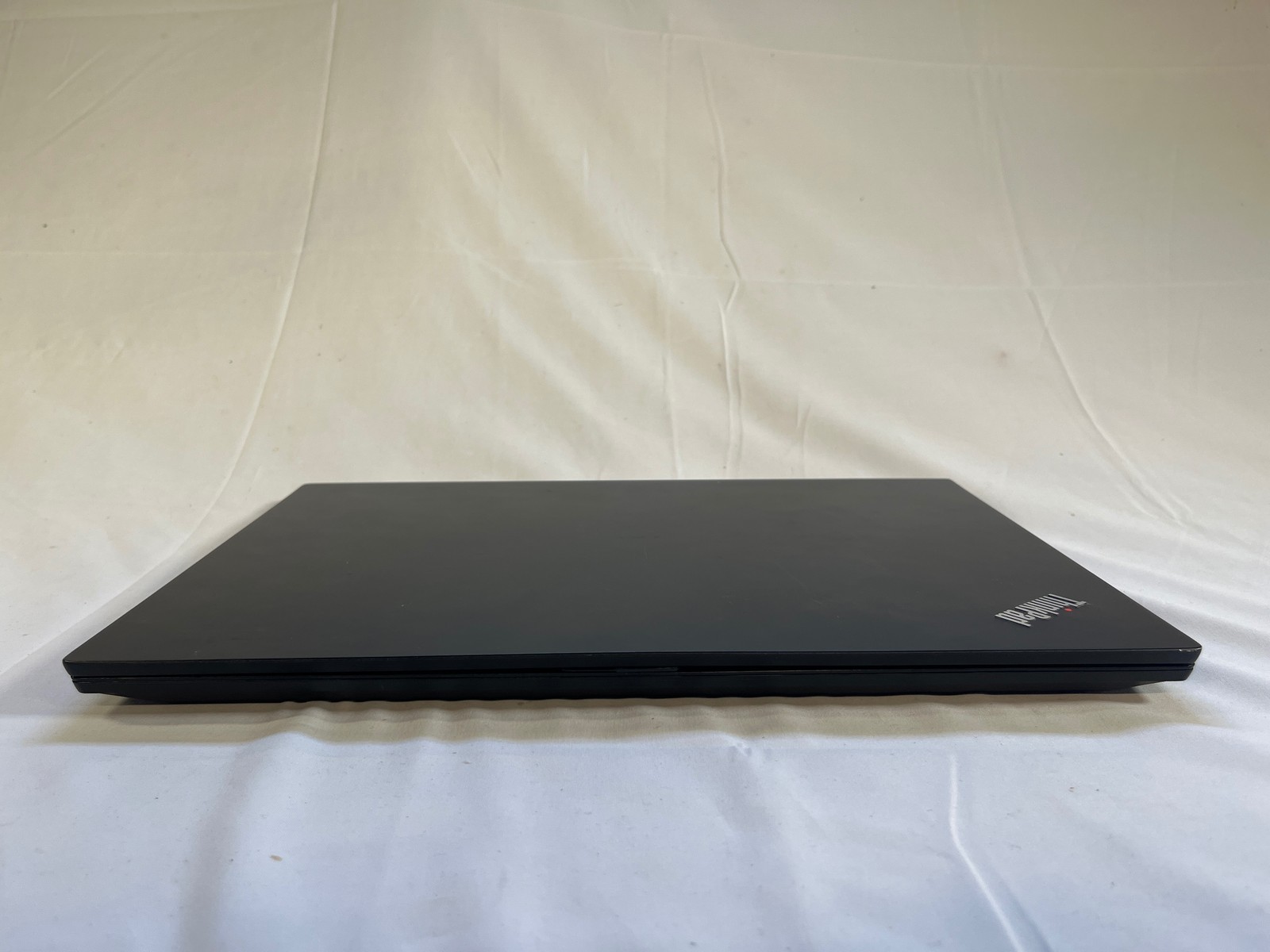 Lenovo ThinkPad E590 Intel Core i5-8265U 8 GB 256GB SSD 15.6″
