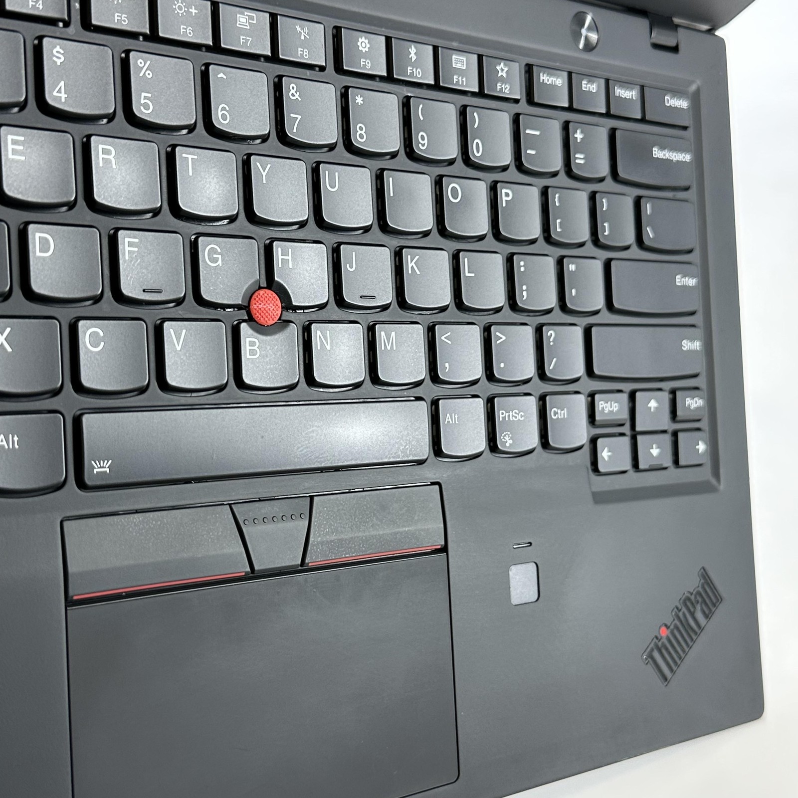 Lenovo ThinkPad X1 Carbon Gen 6 14 Black FHD i5-8350U 1.70GHz 8GB 256GB SSD Good