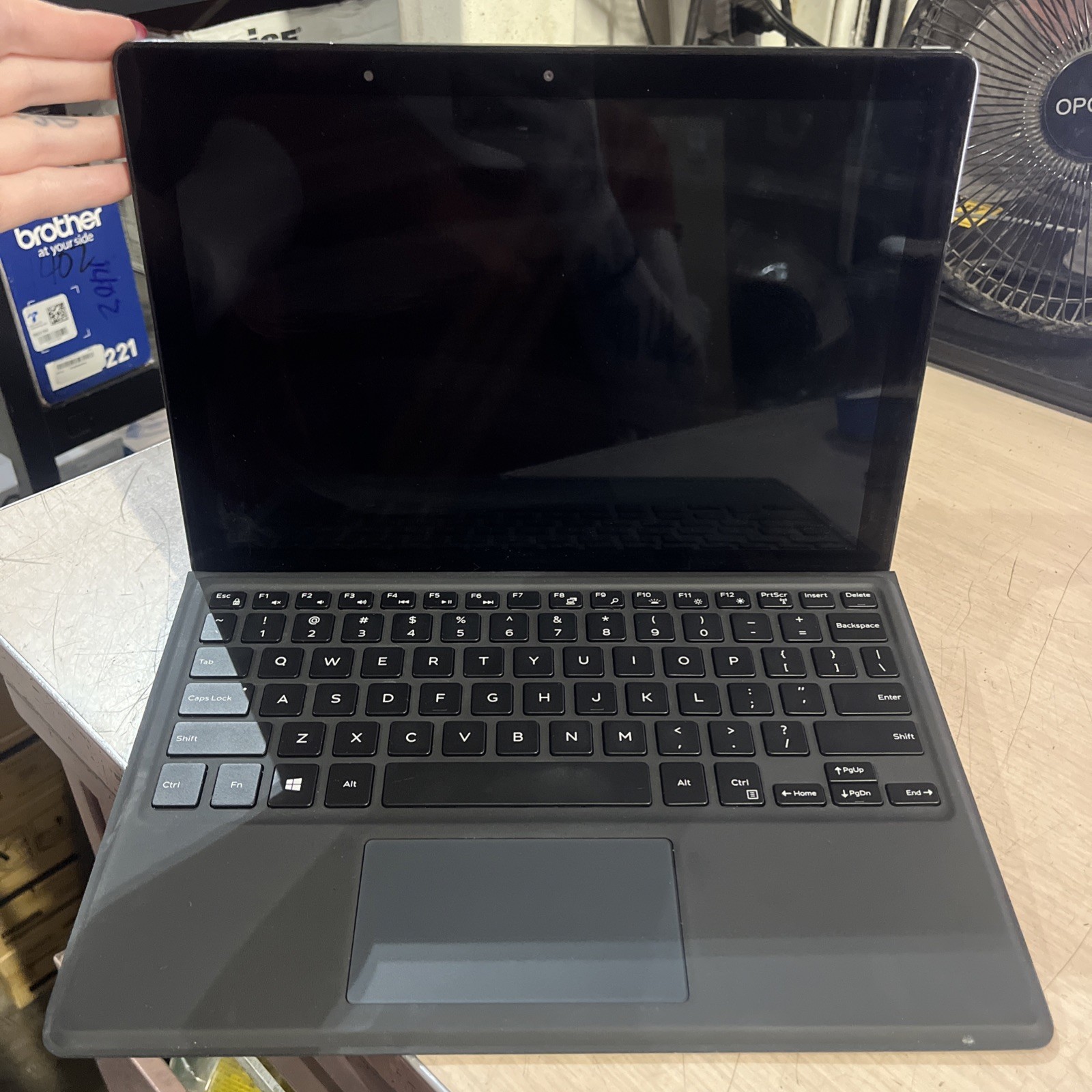 DELL LATITUDE 5290 2 IN 1 INTEL CORE I3-8130U 2.20GHZ 4GB RAM NO HD “