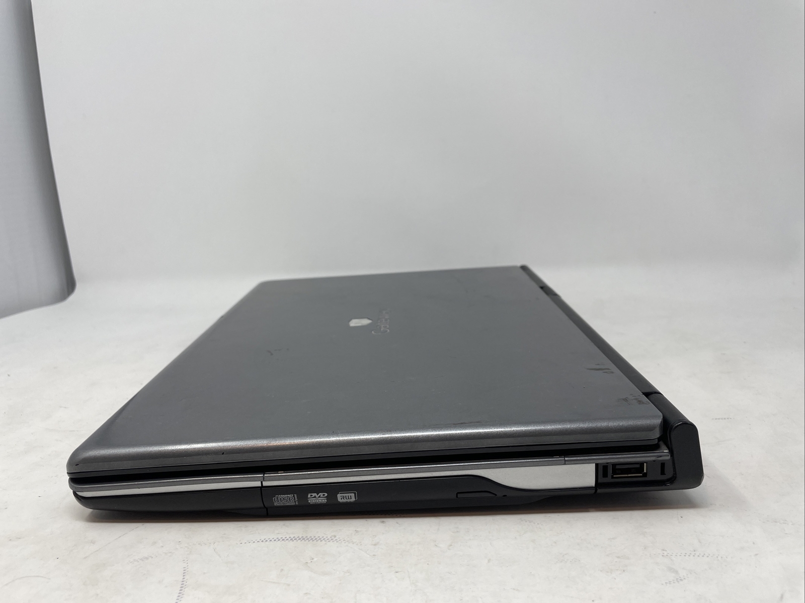 Gateway T-Series W350A 14″ Inch Laptop Computer – As Is!!