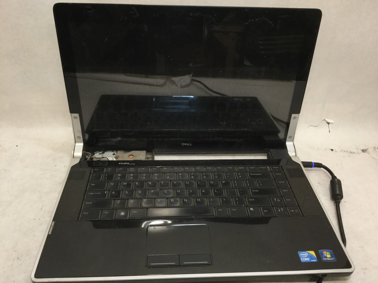 Dell Studio XPS / Intel Core i5 UNKNOWN SPECS / (NO POWER/MISSING PARTS!) -MR