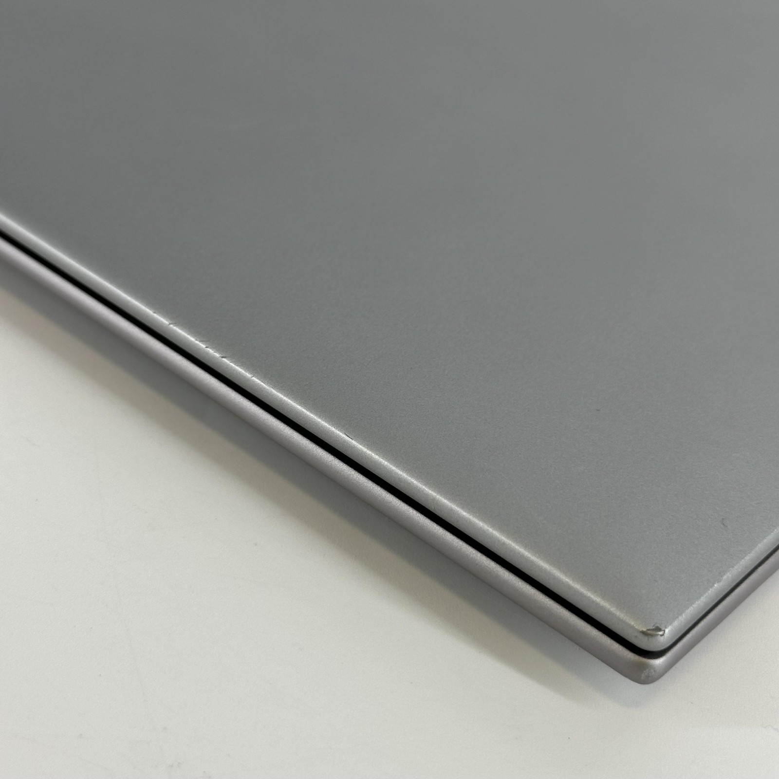 HP ZBook Firefly 16 G9 Gray FHD+ 2.2 GHz i7-1270P 16GB RAM 512GB SSD Good