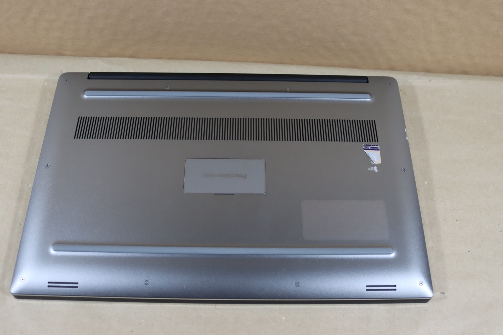 Dell Precision 5540 i7-9850H 512GB SSD 16GB RAM Nvidia Quadro T1000