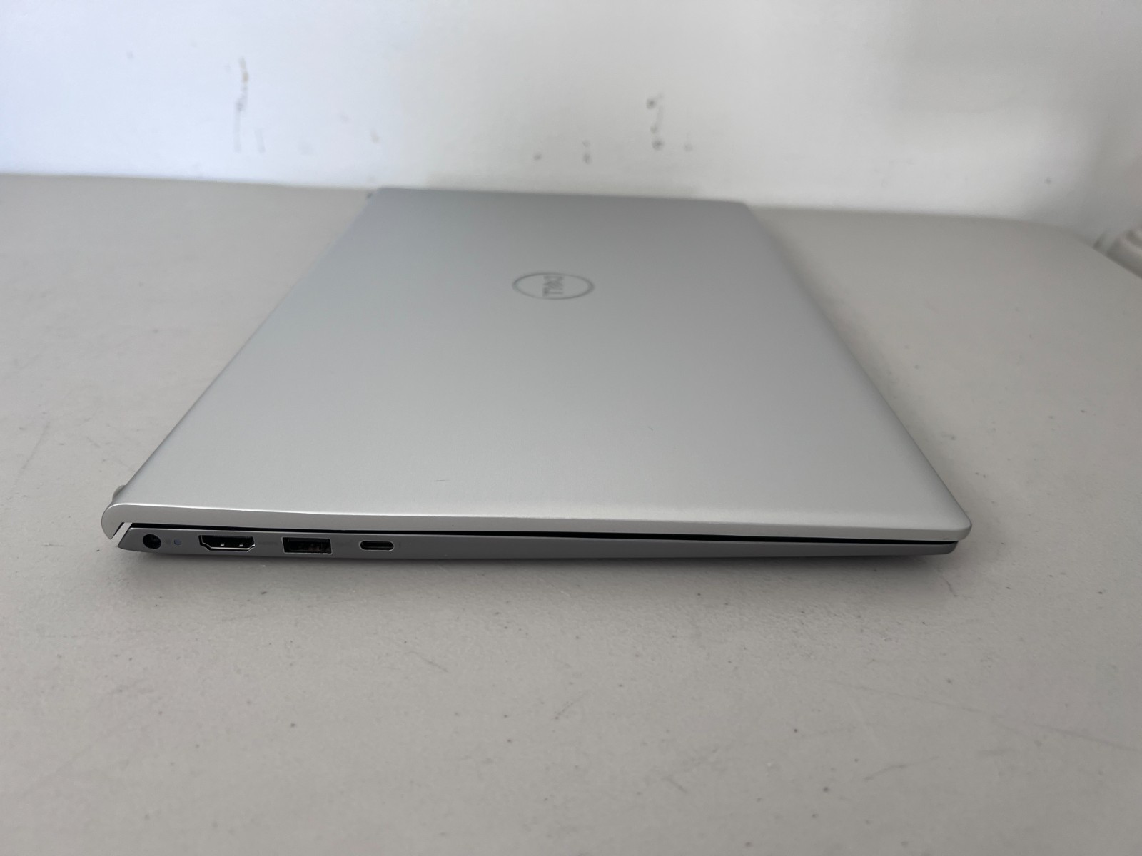 Dell Inspiron 15 5510 i7-11390H 16GB 1TB SSD 15.6″ FHD Backlit Win11 Iris Xe GPU