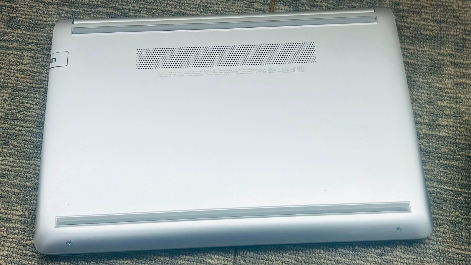 HP 14-df0023cl 14″ FHD Laptop Intel i3 4GB RAM 128GB SSD Silver Notebook 1034756