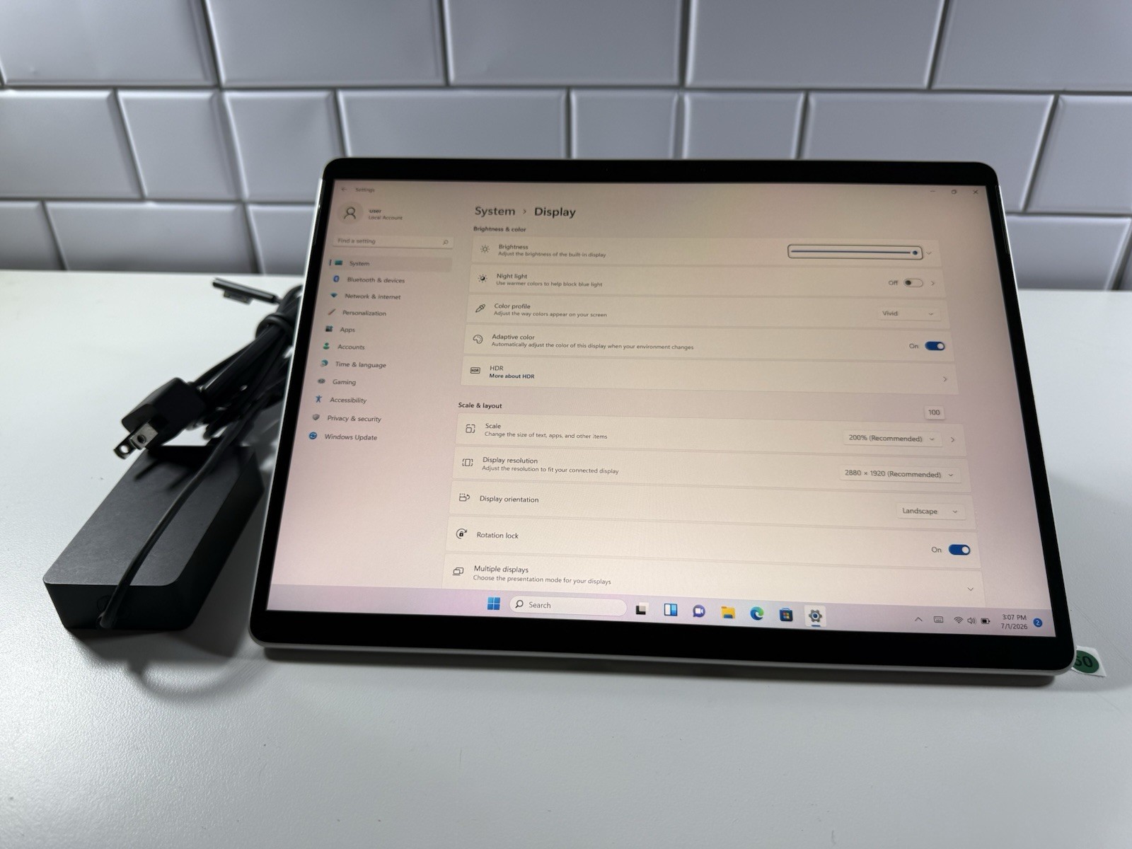 Microsoft Surface Pro 8 (1982) i5-1145G7 – 16GB RAM – 256GB 120Hz – Win 11 Pro