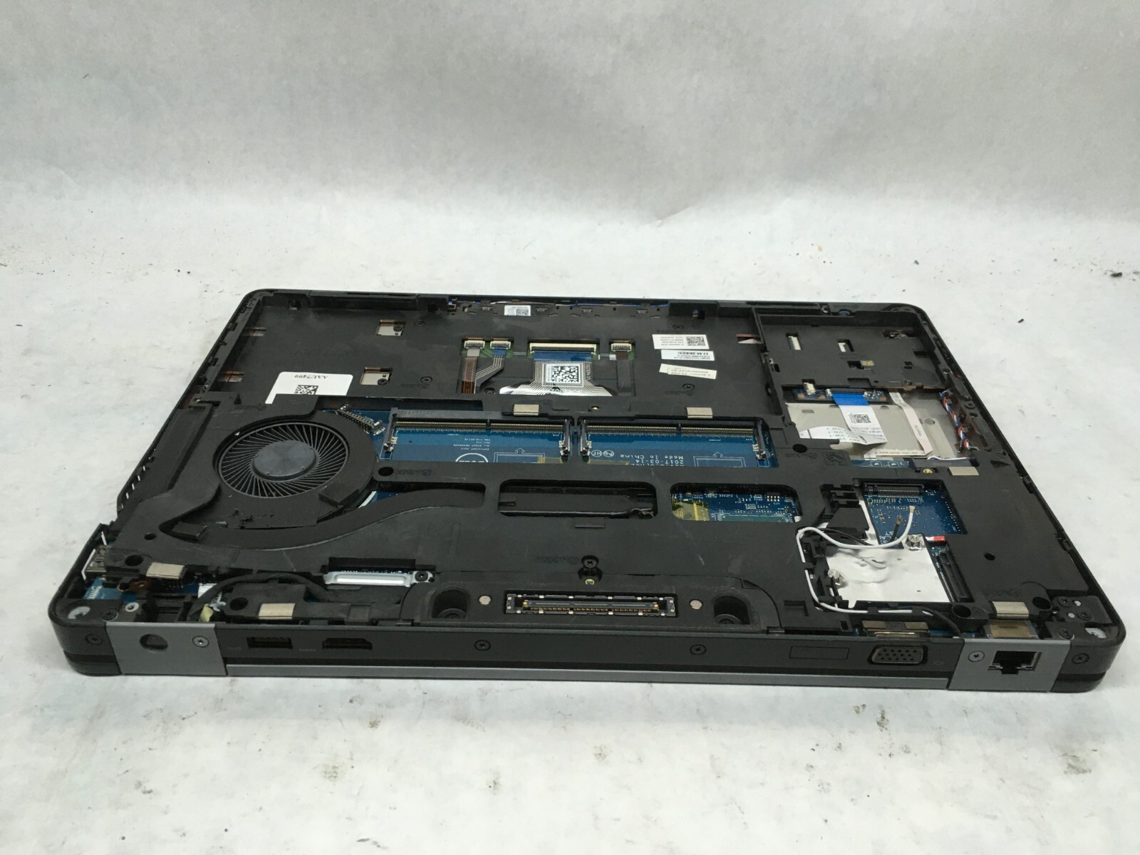 Dell Latitude E5470 Laptop 14″ Intel Core i7 6th Gen READ DESCRIPTION -AA