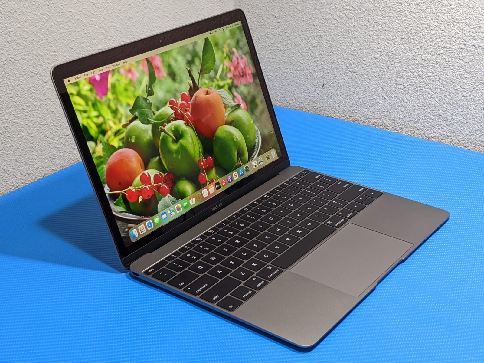 Apple MacBook 12″EARLY-2016 A1534 MLHA2LL/A M3-6Y30 1.1Gh 8GB 256GB SSD Monterey