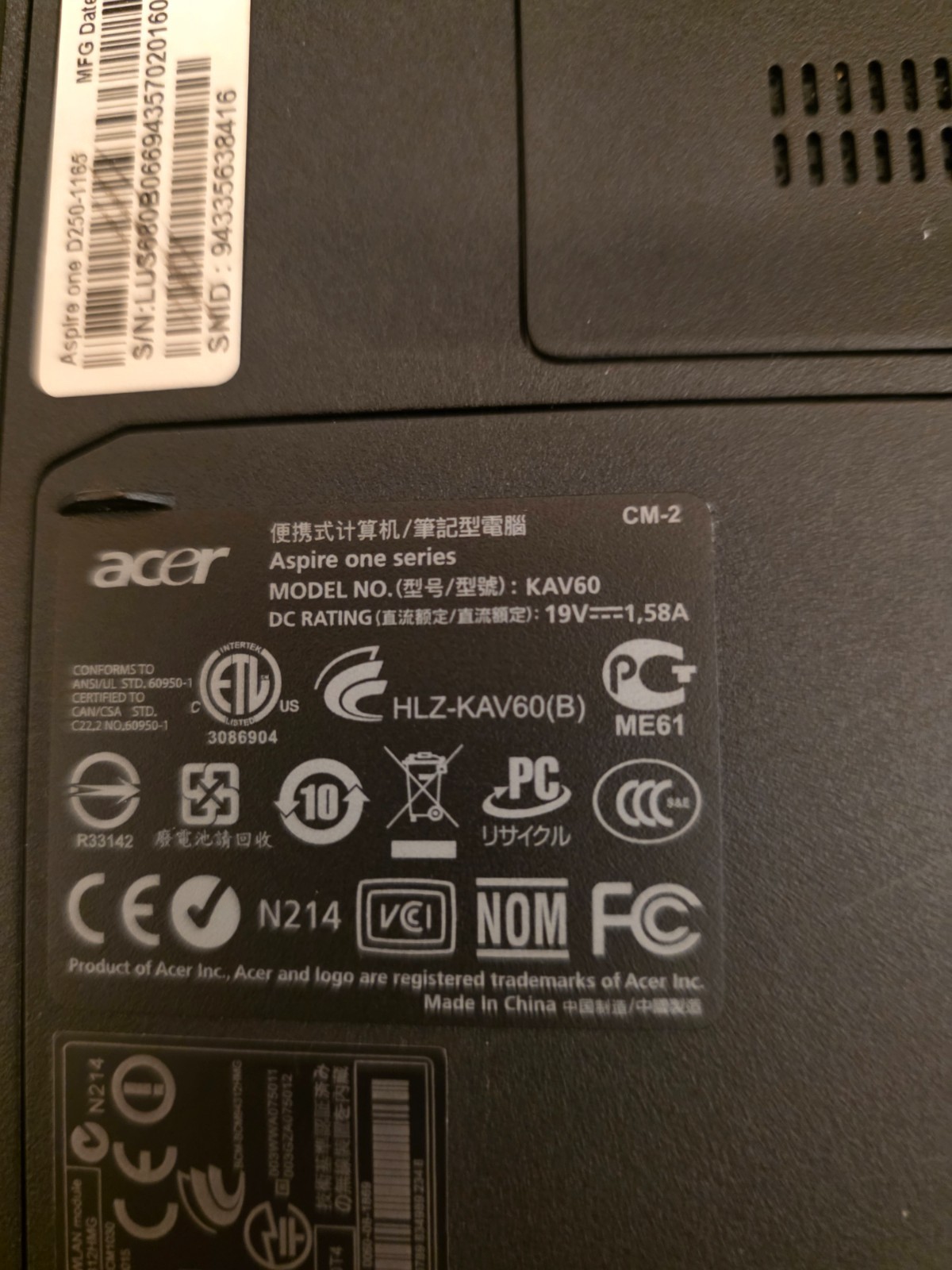 Acer Aspire One D250 KAV60 Intel Atom N270 1GB Memory 160GB HDD No Charger