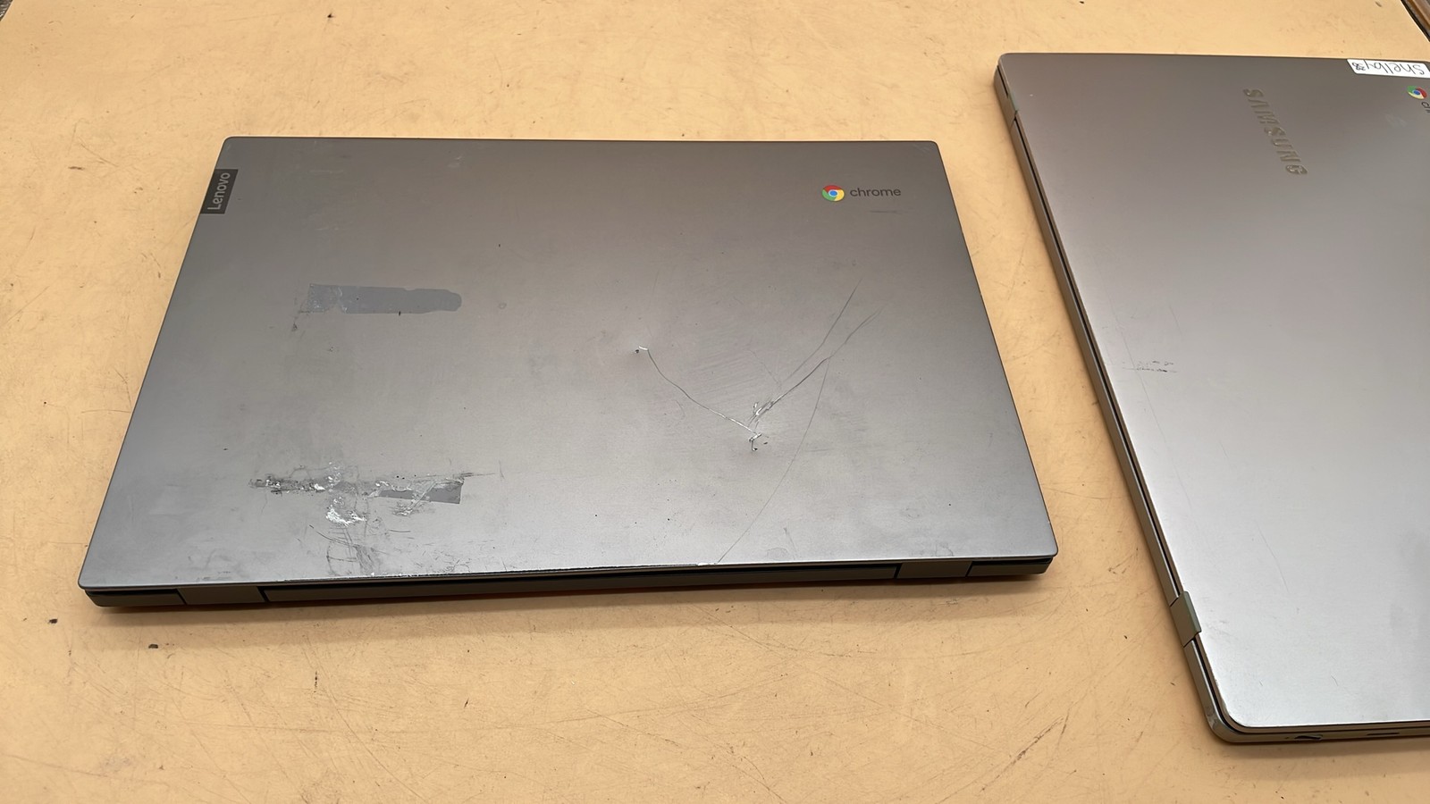 Lenovo 14e Chromebook 14-Inch & Samsung Chromebook 15.6-Inch No HDD Bundle