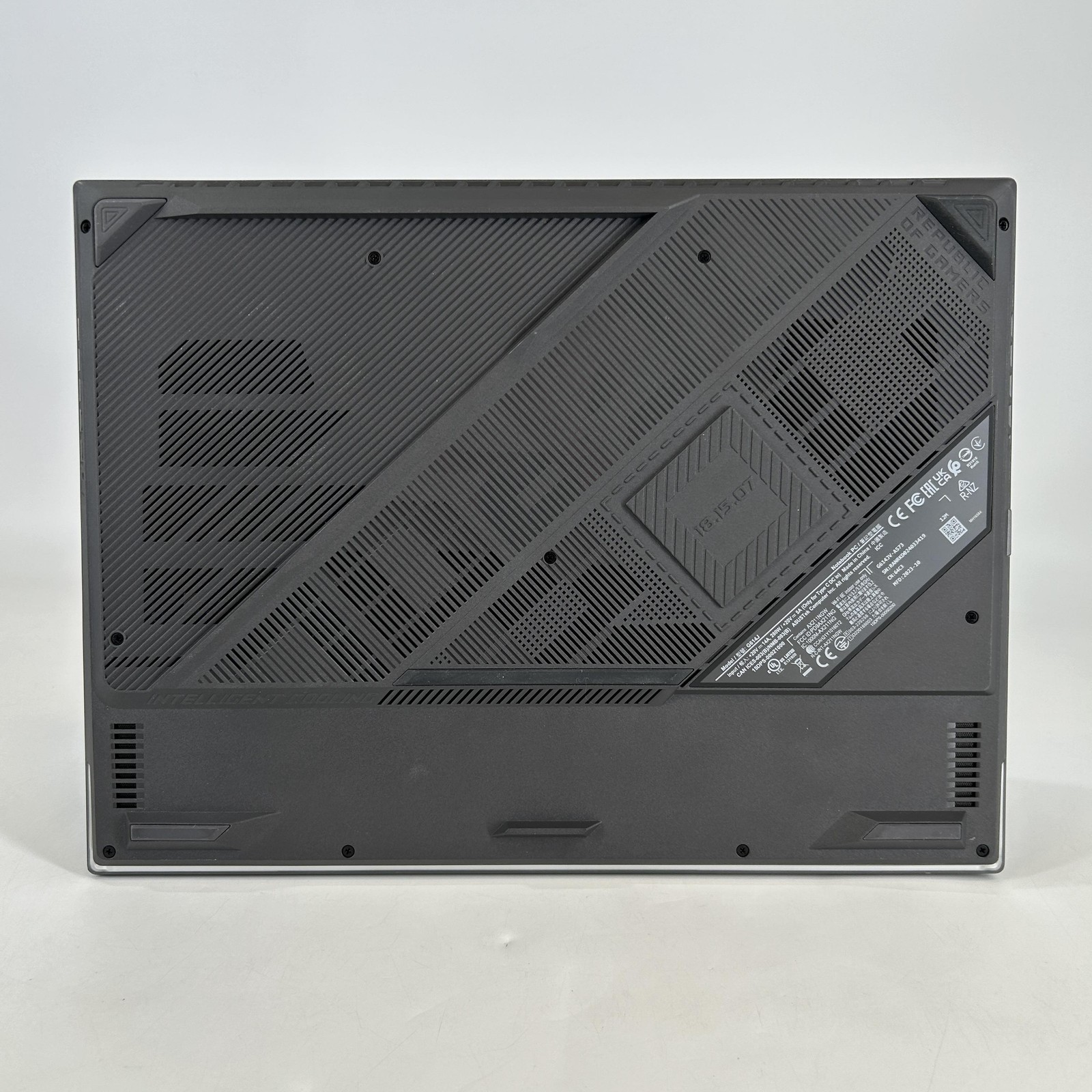 Asus ROG Strix G16 G614 16 165Hz FHD+ 2.6 GHz i7-13650HX 16GB 512GB SSD RTX 4060