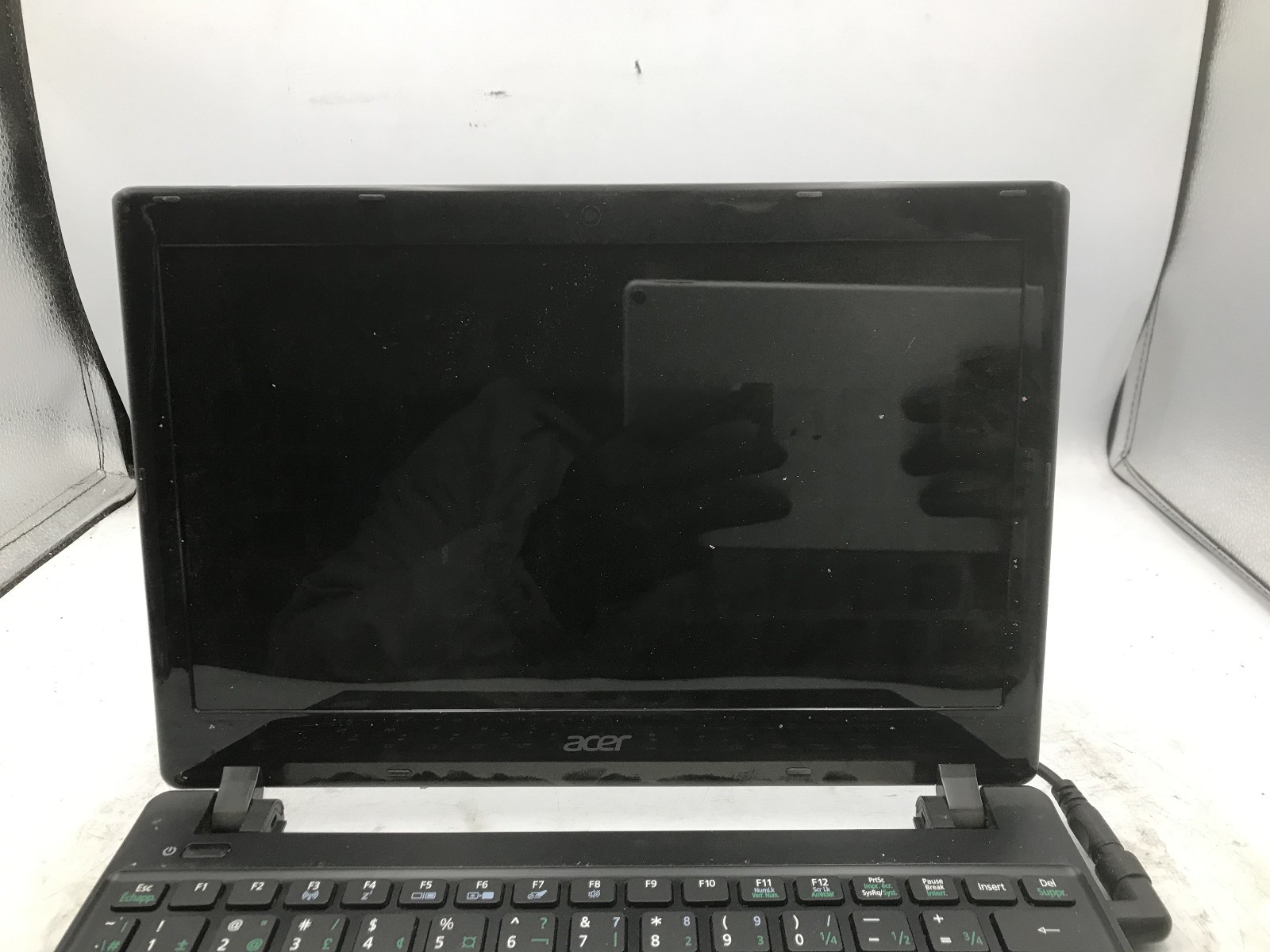 ACER ASPIRE V5 131 – FOR PARTS/NO BOOT – INTEL CELERON 1007U – 2GB RAM -READ- BB