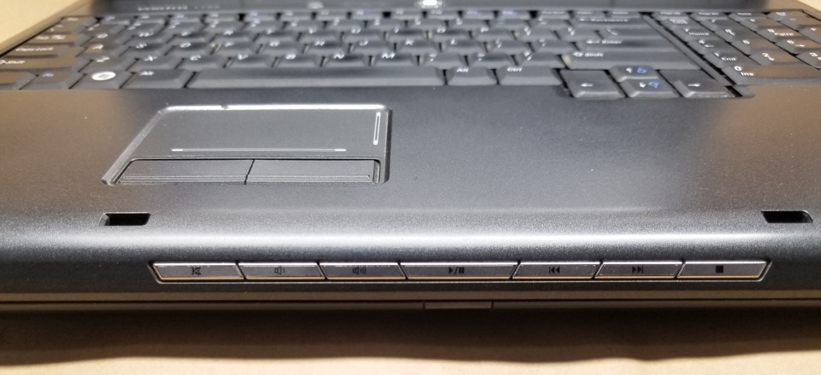 Dell Vostro 1700 17.1 in LAPTOP CORE 2 DUO, 4GB RAM, 500GB HDD, NO OS