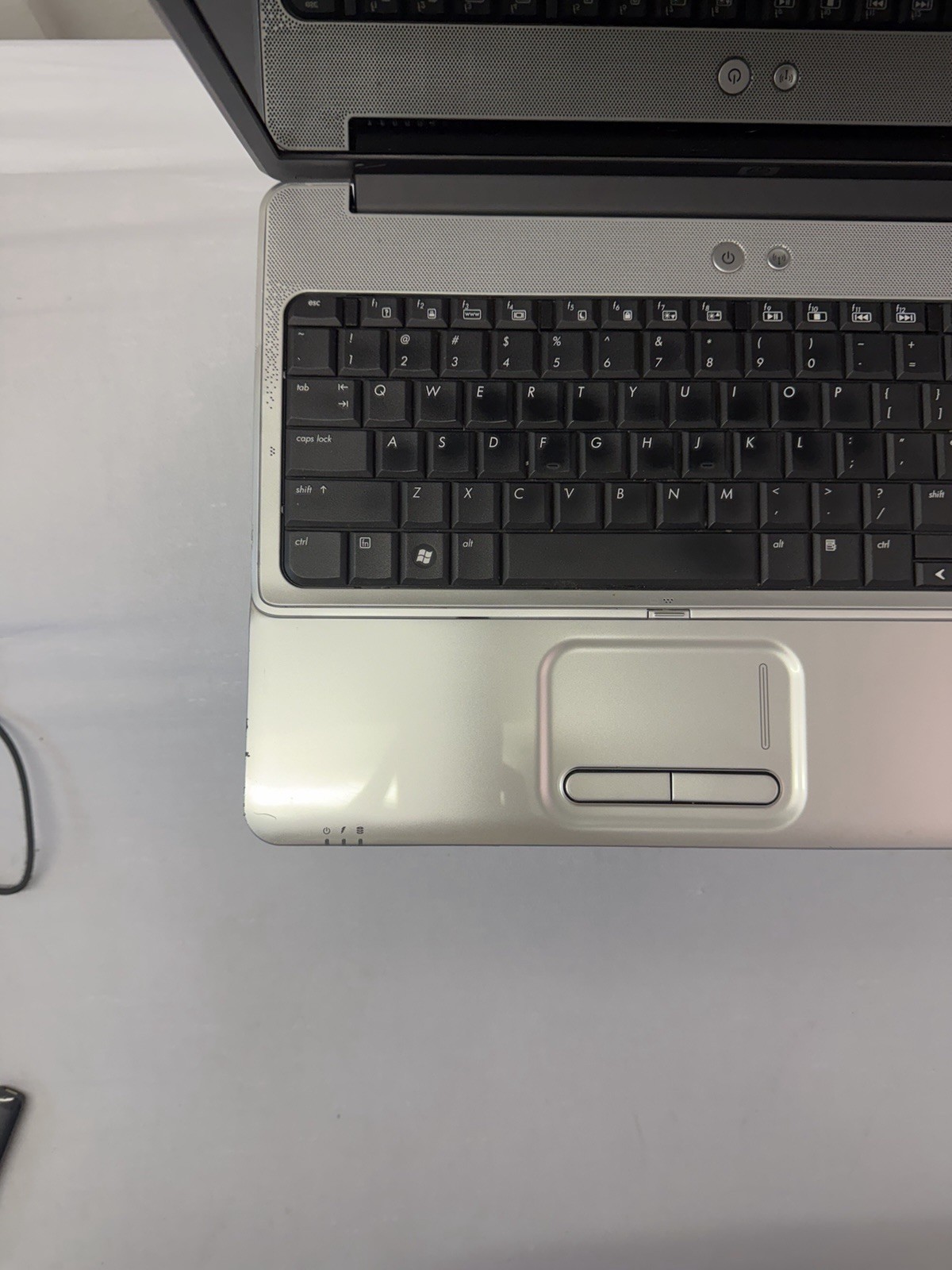 HP Notebook G60 Laptop – Good Screen – Intel Pentium T4300 – Read Des
