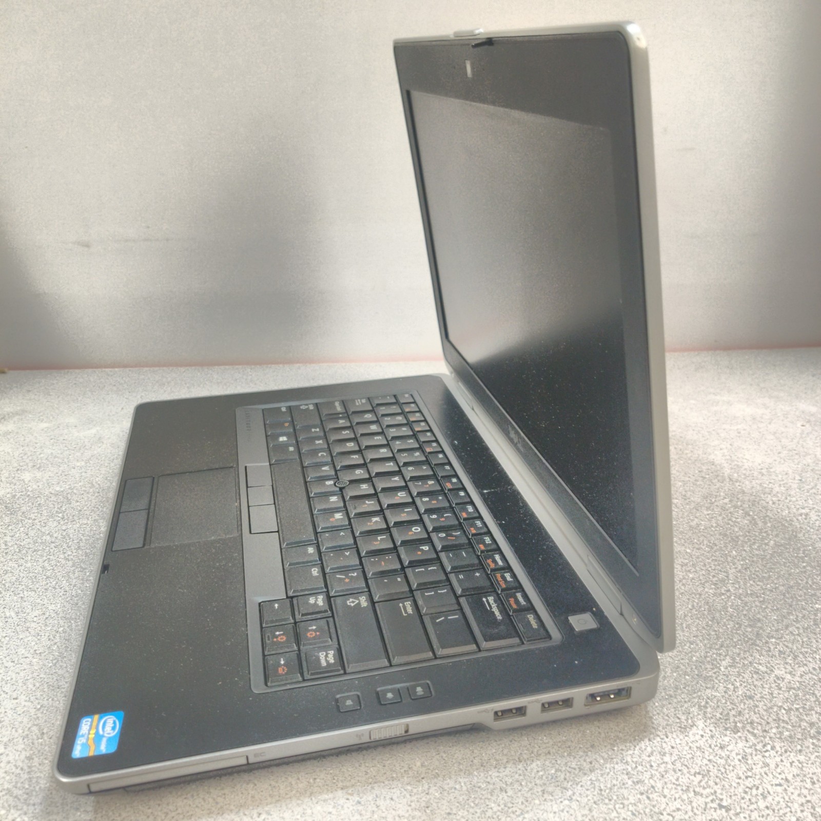 Dell Latitude E6430 Intel i5-3340M 2.7GHz 8 GB RAM NO HDD/OS/AC ADAPTER