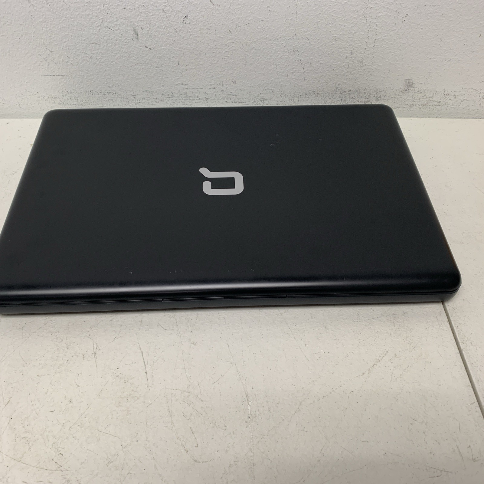 Compaq Presario CQ57 AMD C-50 2.00ghz 6gb Ram 120 Gb SSD Wind 10 Home Not Activa