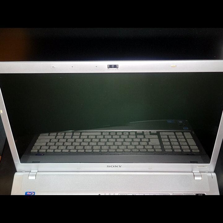 SONY VAIO VPCF118FJ/W White Intel Core i5/4GB/500GB/Windows10 Home d03