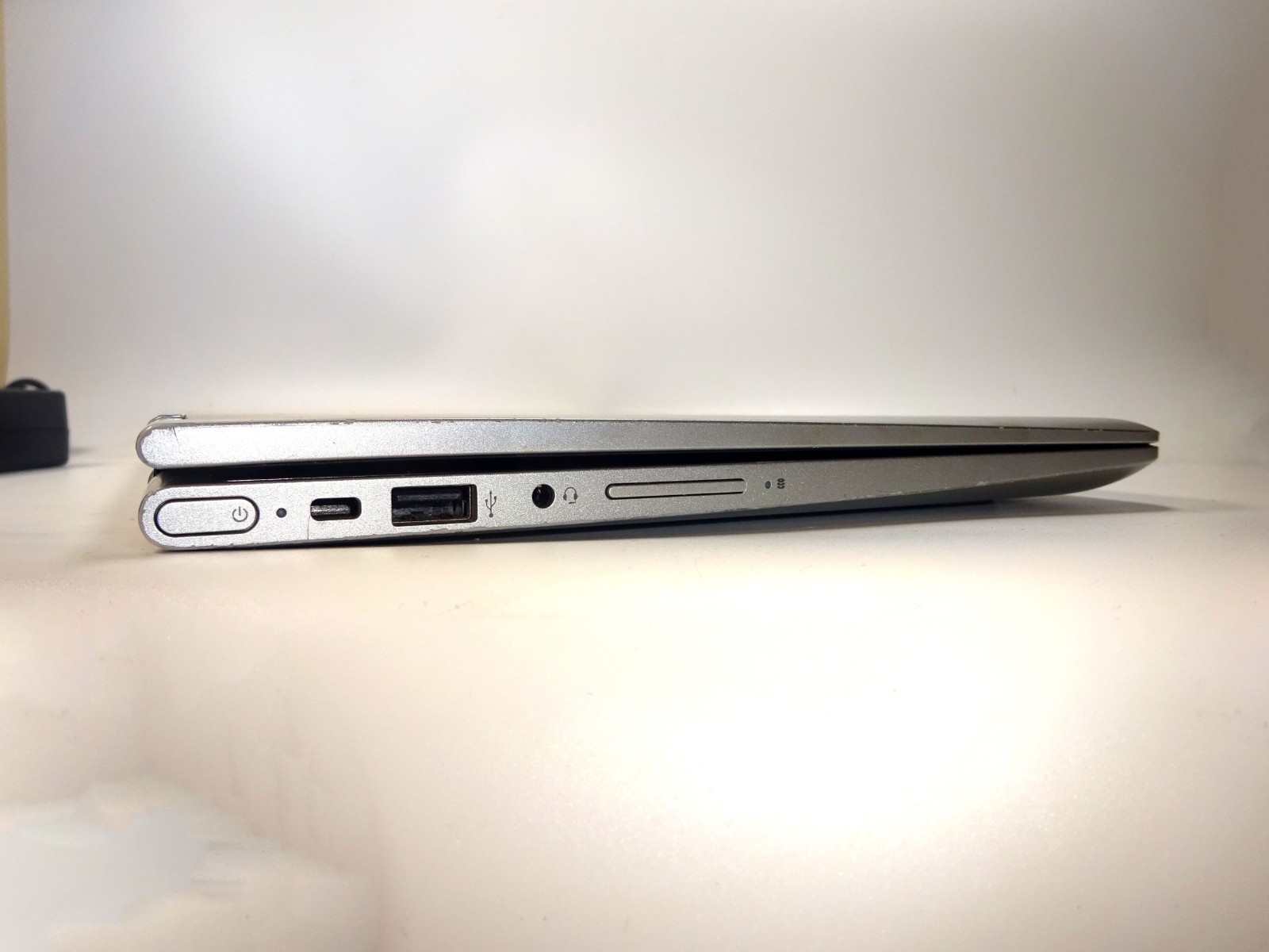 13.3″ HP X360 M3-u001dx Intel i3-6100U 2.3Ghz / 16GB RAM / 500GB SSD / Win 11
