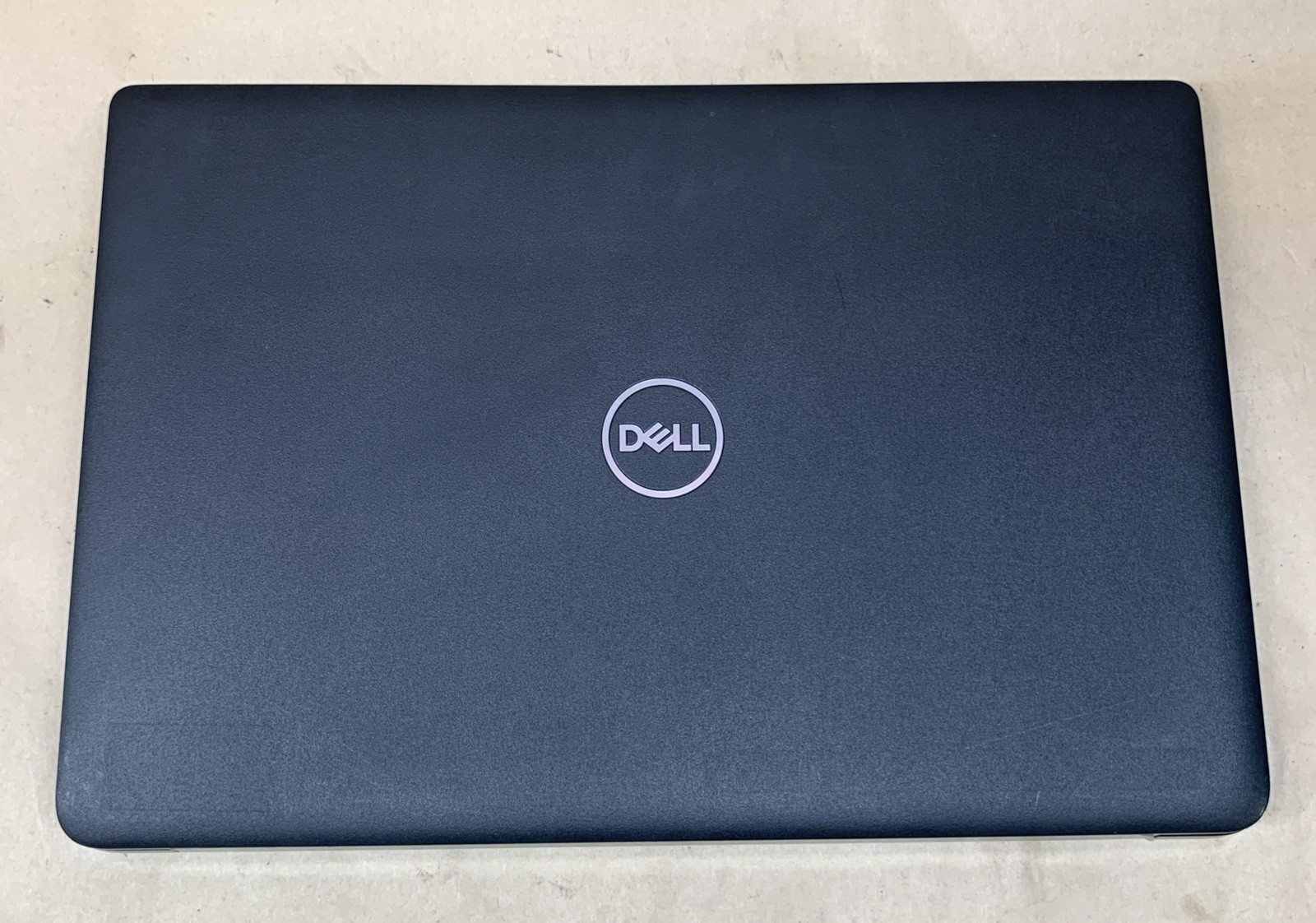 Dell Latitude 3500, Intel Core i7-8565U@1.8GHz, No RAM, NVidia MX130, No SSD/OS
