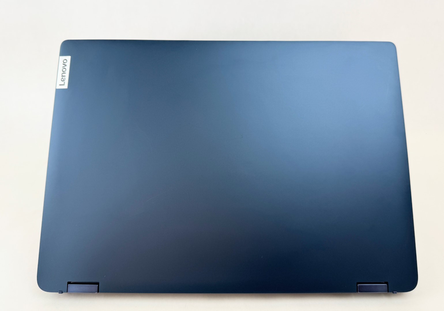 Lenovo IdeaPad Flex 5 16IRU8 16″ WUXGA Touch i7-1355U 16GB 512GB SSD W11H