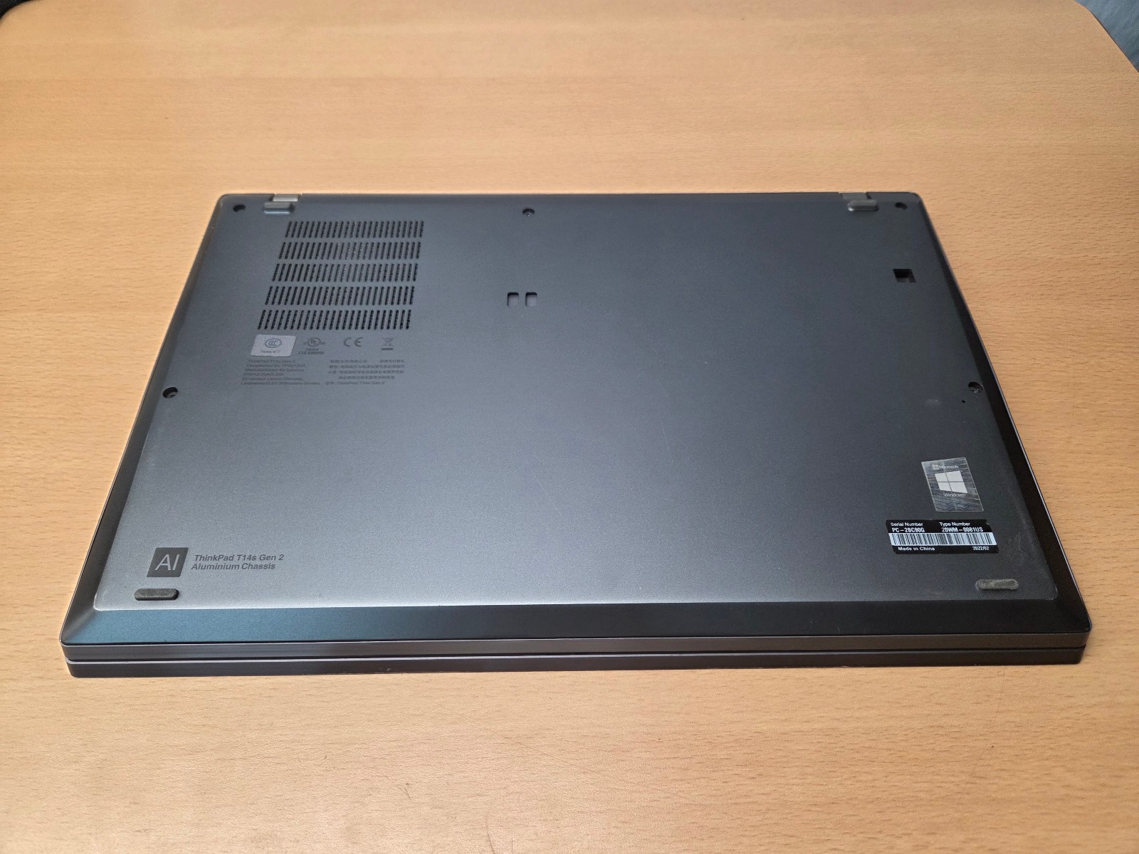 Lenovo ThinkPad T14 Gen2 I5-1135G7 16GRAM 512GSSD WIN11P Iris Xe Touchscreen