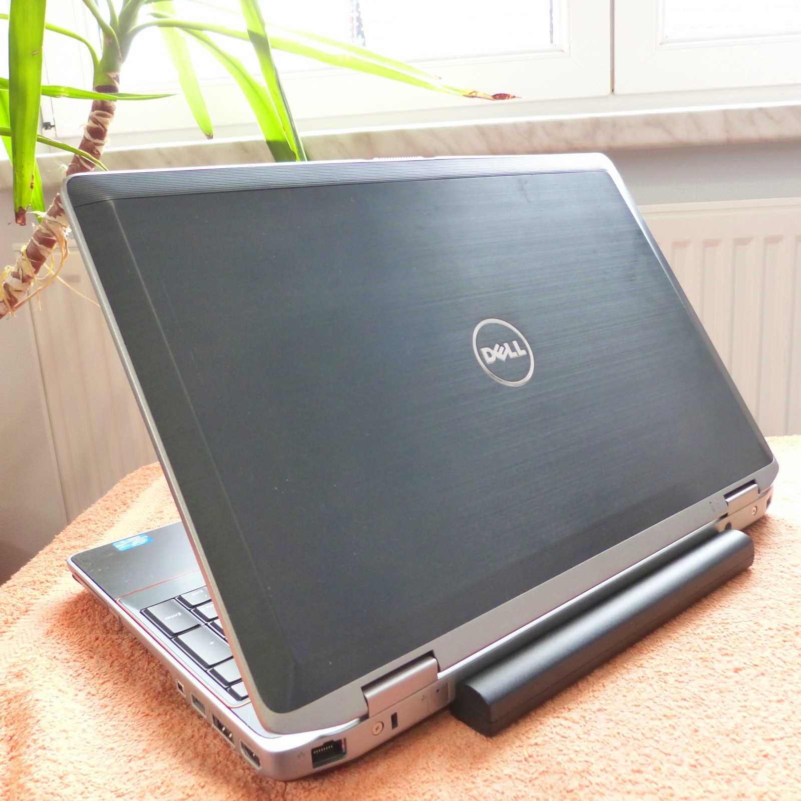 XL LOT with DOCK Dell E6520 METAL Business 15″ FHD l Windows 11 SSD CORE i7