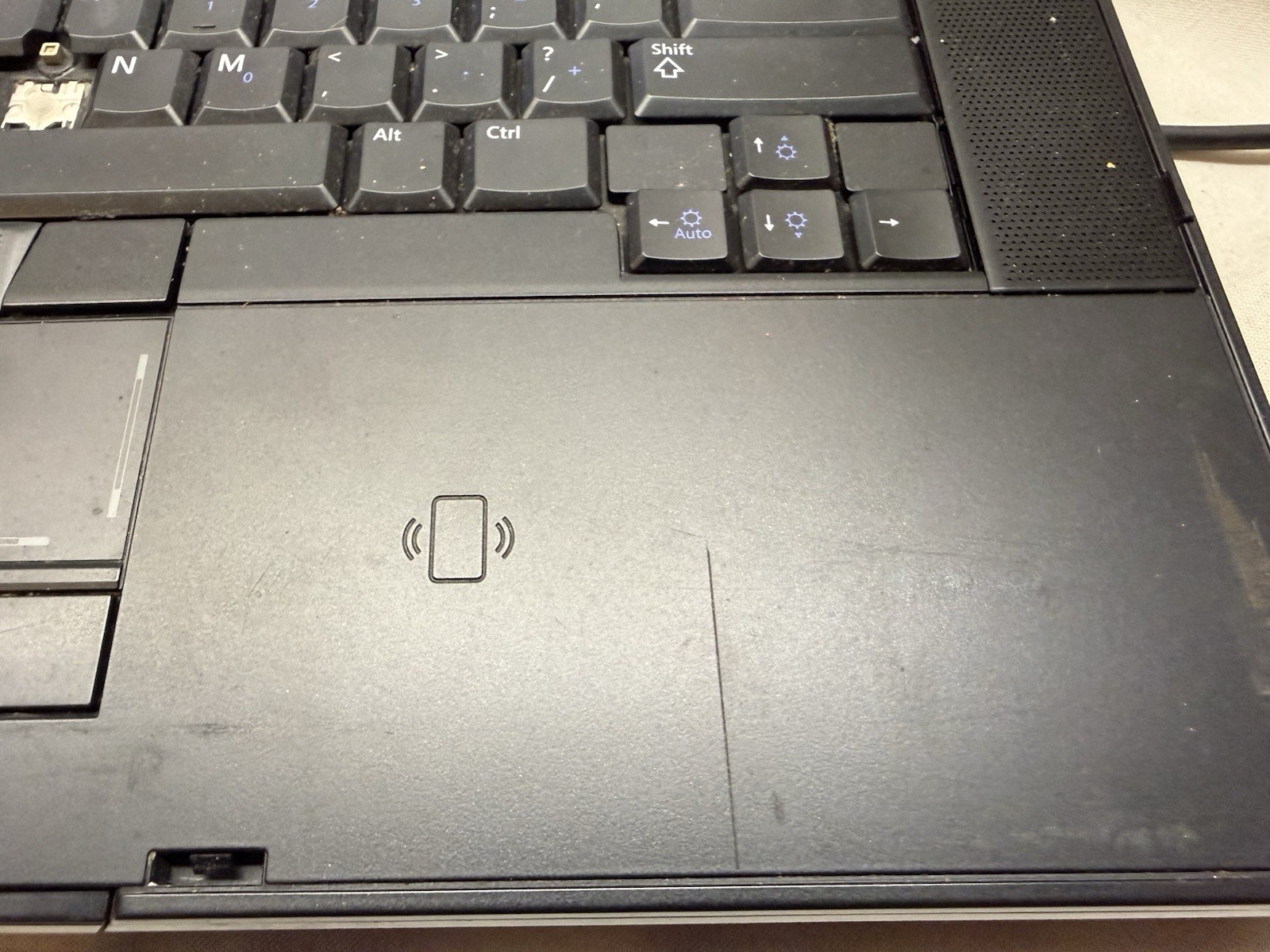 Dell Latitude E6500 Laptop Computer – Powers On ~ For Parts/Repair AS IS