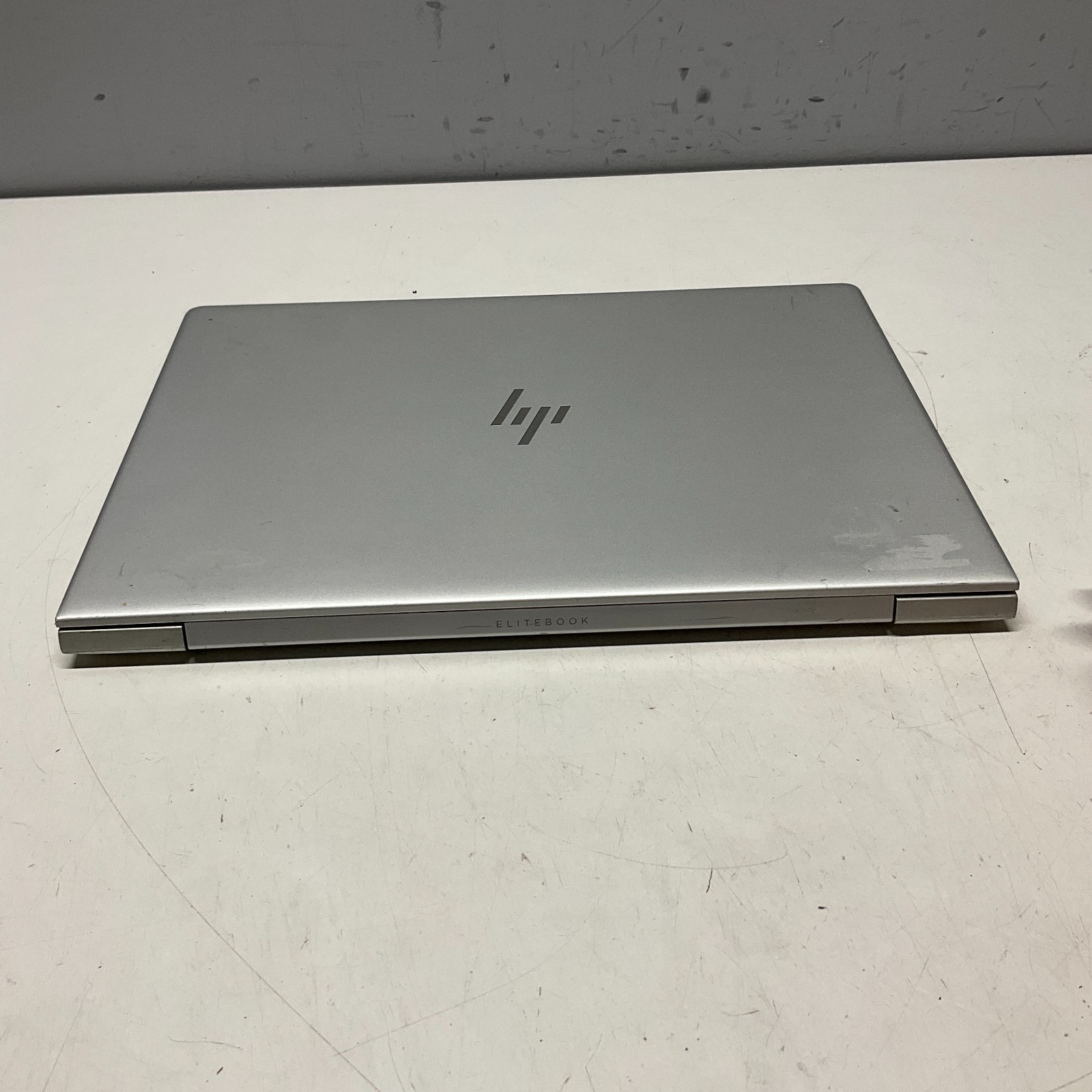 HP EliteBook 840 G5 14″ Laptop i5 7th Gen 256GB SSD 8GB RAM Windows 10 Pro NICE