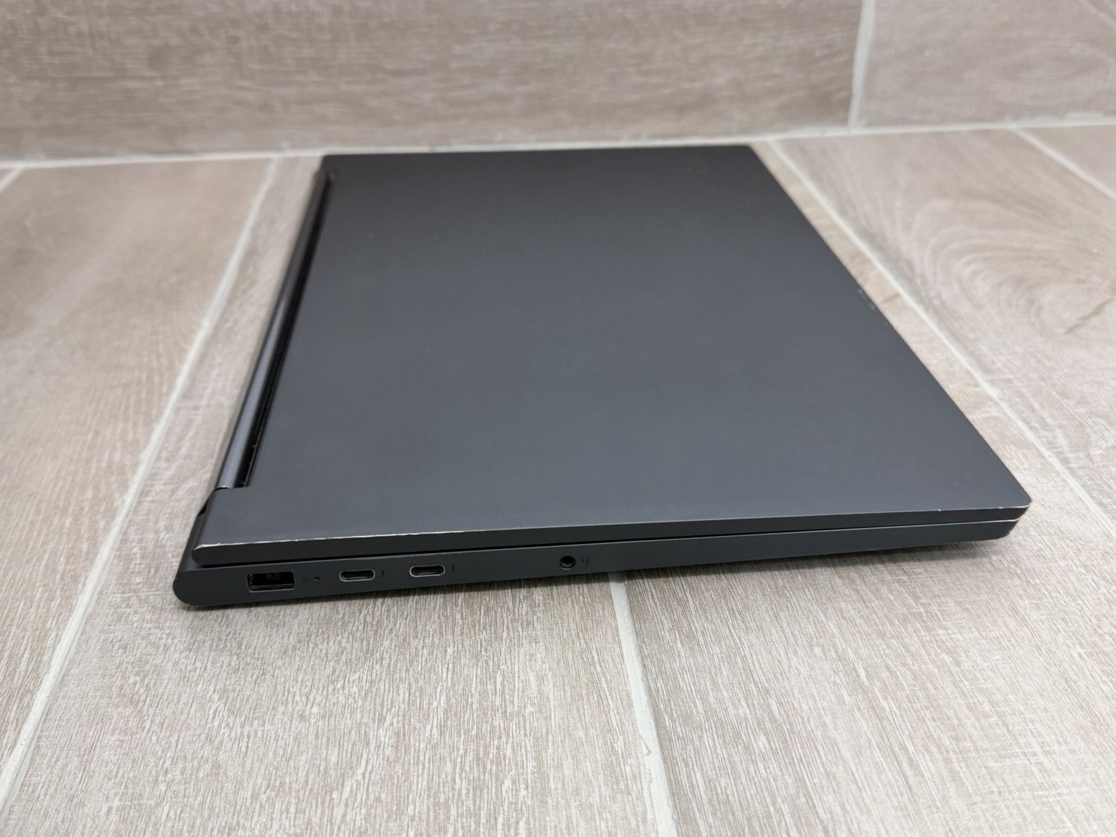 Lenovo Yoga 9 15.6″ Touch Laptop Core i7-10750H GeForce GTX 1650 16GB RAM 256GB