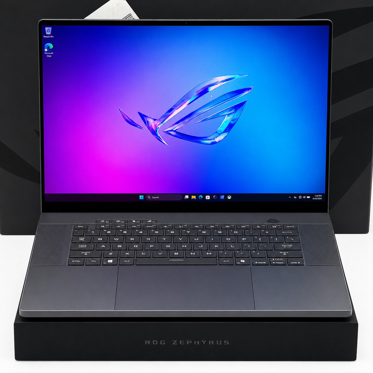 OPEN BOX Zephyrus GU605 240Hz QHD+ 5.4 GHz Ultra 9 285H 32GB 1TB RTX 5070 Ti