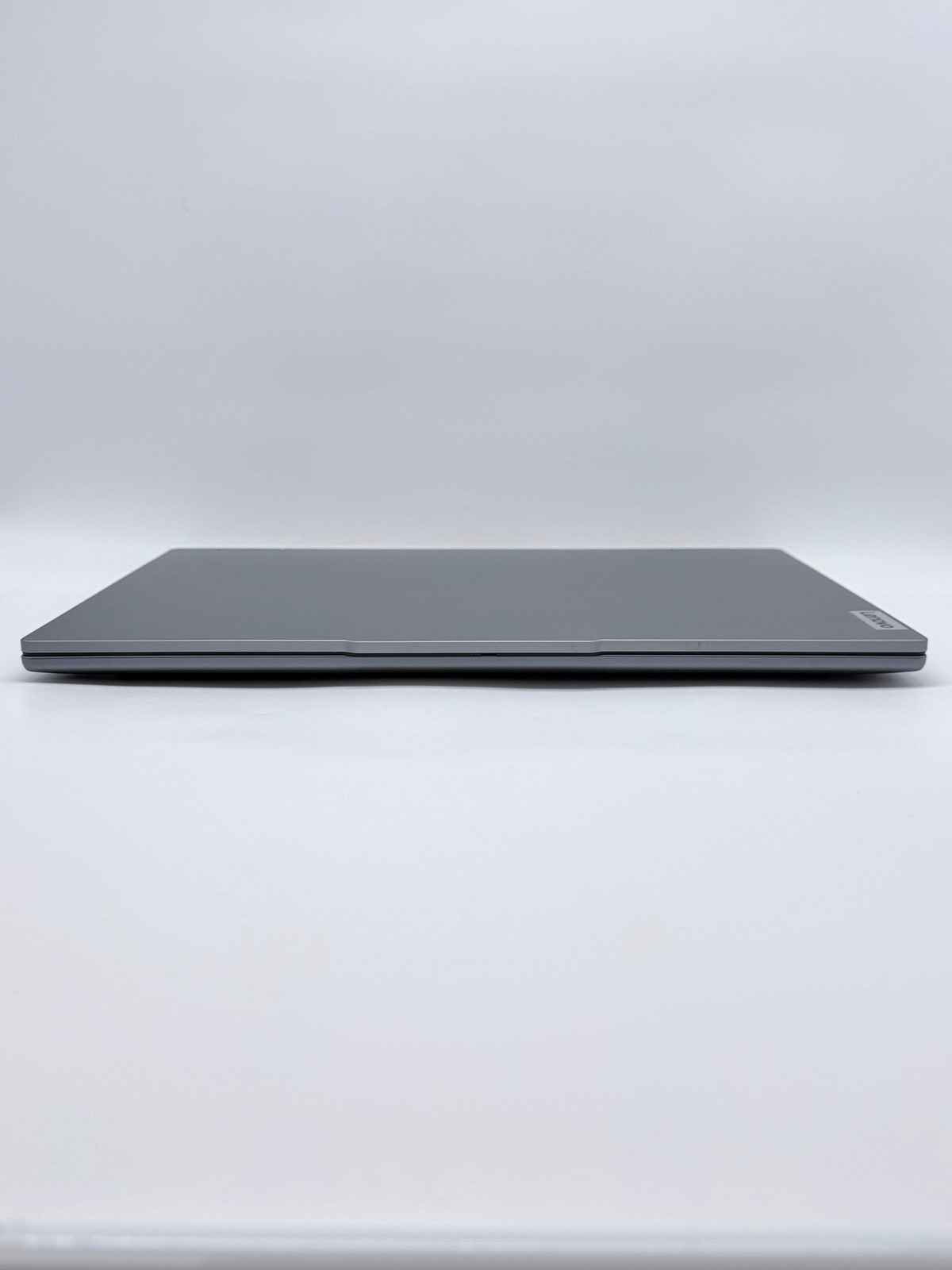 Lenovo IdeaPad 5 2-in-1 16AHP9 16″ Ryzen 7 8845HS 16GB RAM 1TB SSD Windows 11 Gr
