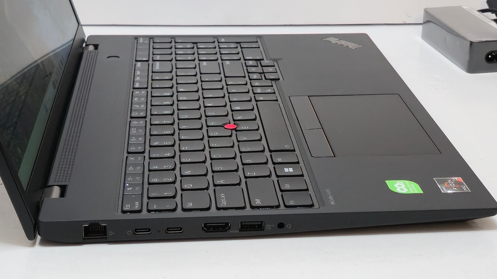 Lenovo ThinkPad P16s Gen 2 Ryzen 7 Pro 2TB SSD 64 GB RAM Radeon 780M 4GB Touch