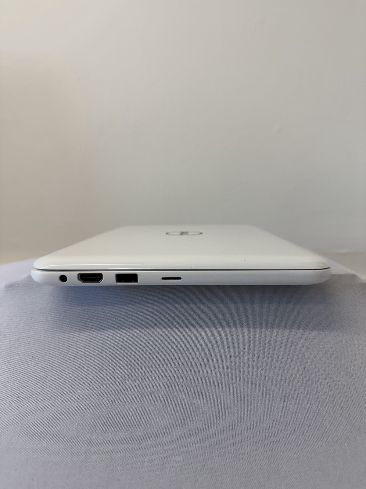 Dell Inspirion 11-3162 Laptop – Good Screen – Intel Celeron N3050 – Read Des