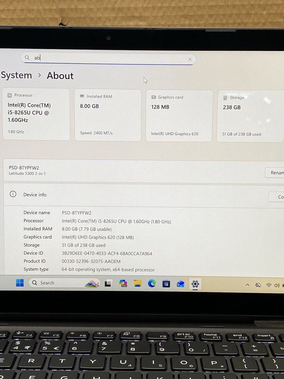 Dell Latitude 5300 2-in-1 Core i5-8265U @ 1.60GHz 8GB RAM 256GB SSD Windows11Pro