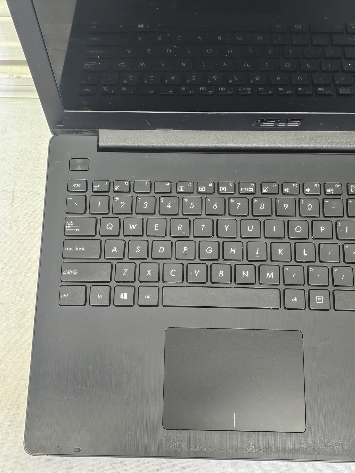 ASUS X553S Laptop – Celeron N3050 – 4GB RAM – Parts/Repair – Read Desc.