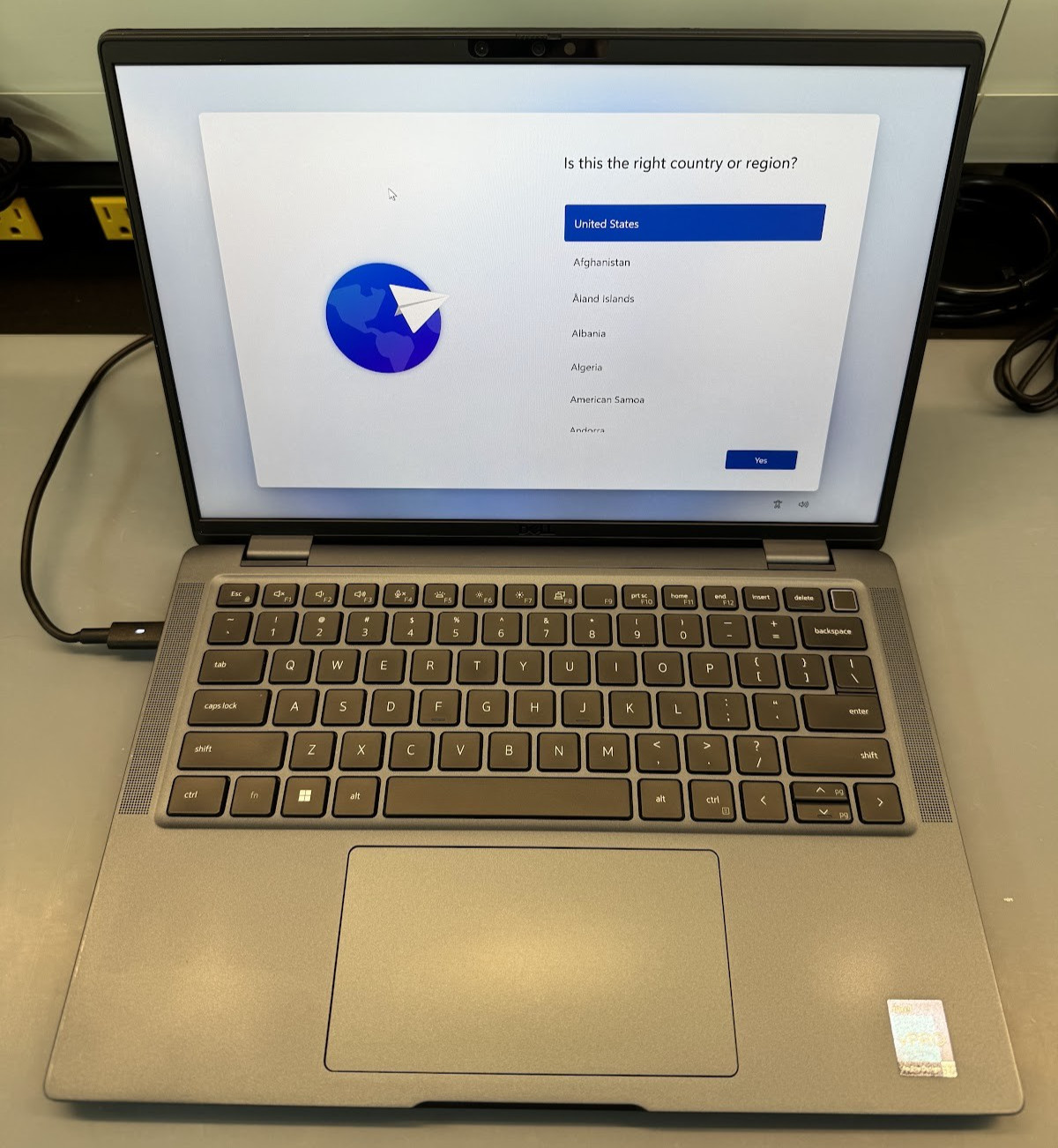 Dell Latitude 7440 14″ INTEL CORE i7-1365U 512GB SSD 32GB RAM WIN11 LAPTOP *READ
