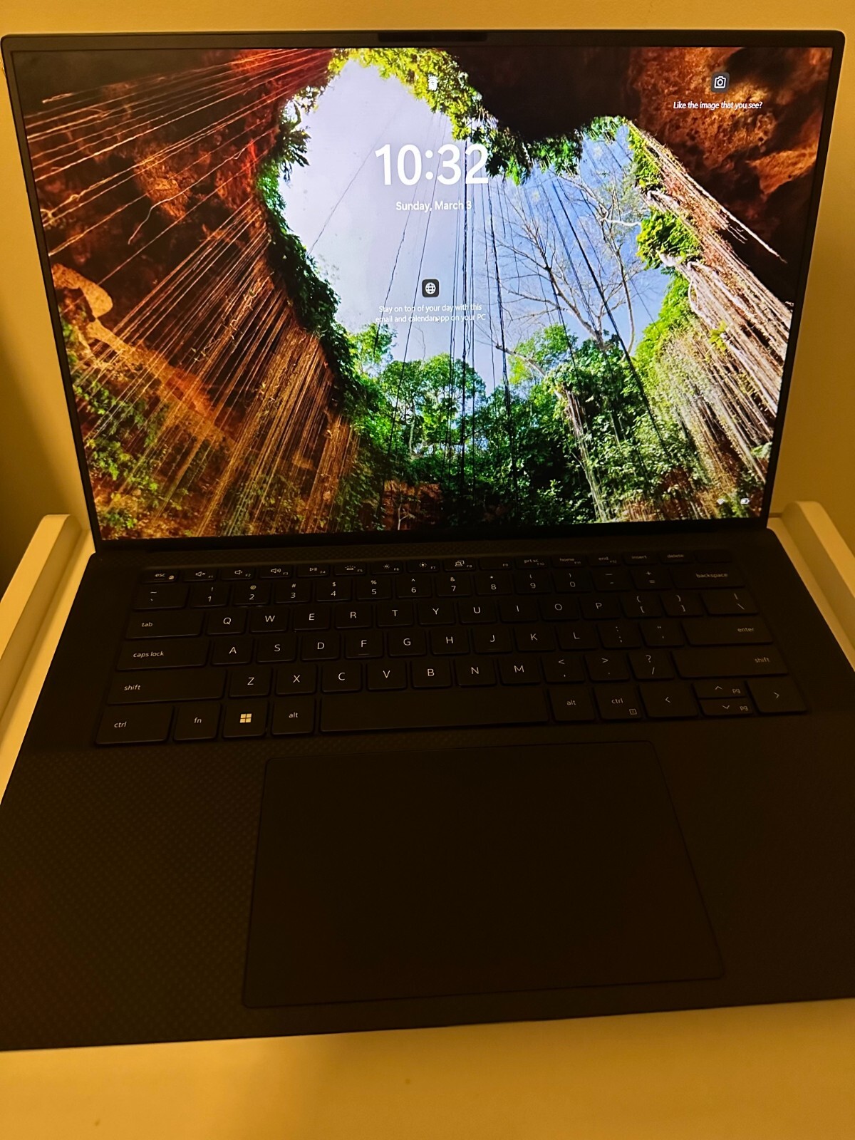 dell xps 15 9530 with insurance, slightly used