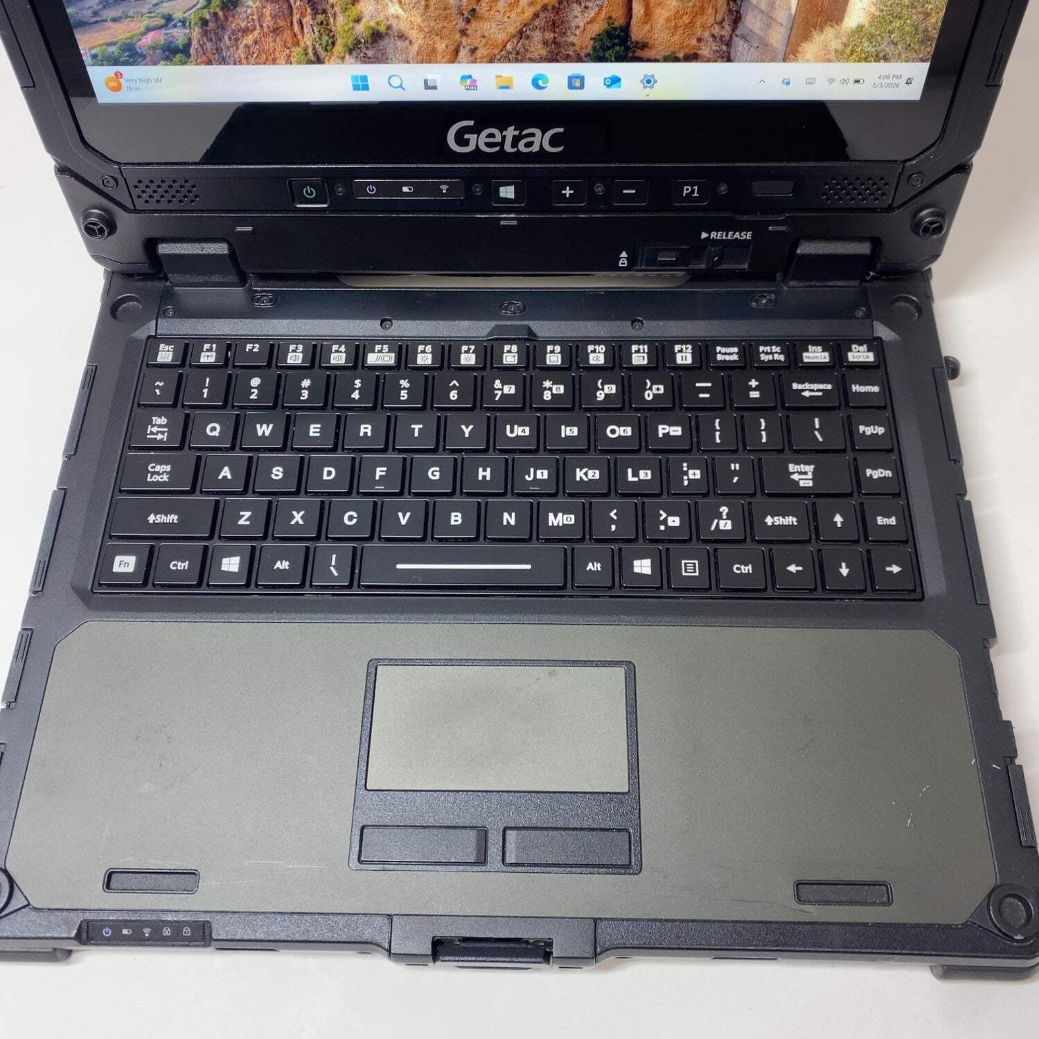 Getac Rugged Touchbook K120 12.5″ i5-8250U 1.8GHz 16GB RAM 512GB SSD