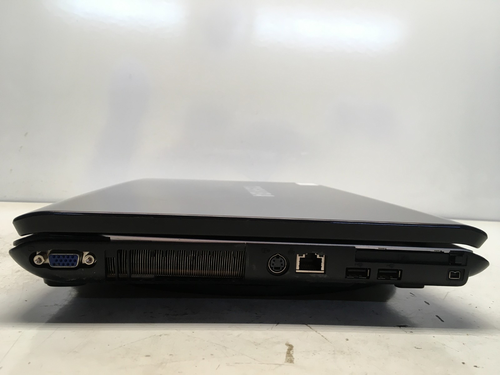 Toshiba Satellite A215-S4807 AMD Turion 64 X2 TL-56 1.8GHz 2 GB NO HDD