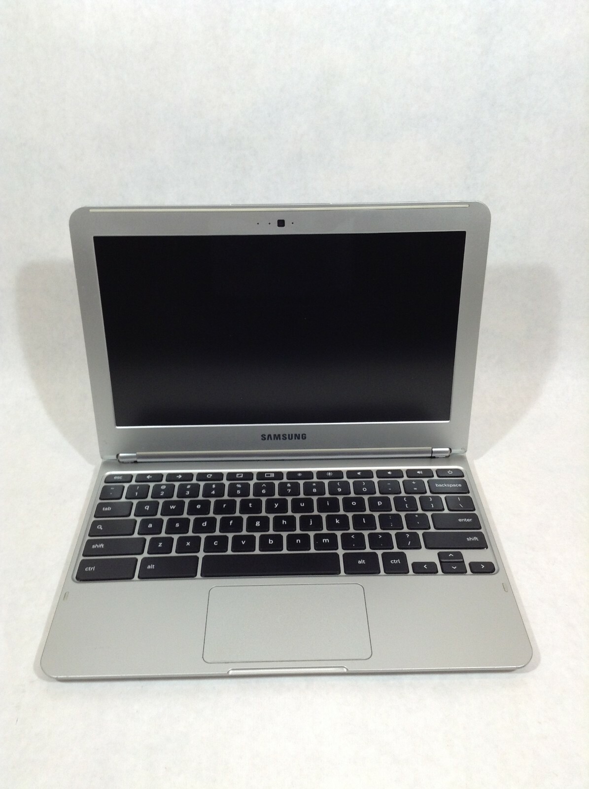 Samsung XE303C12 11.6″ Chromebook/Exynos 5250/16GB eMMC/2GB RAM – RV