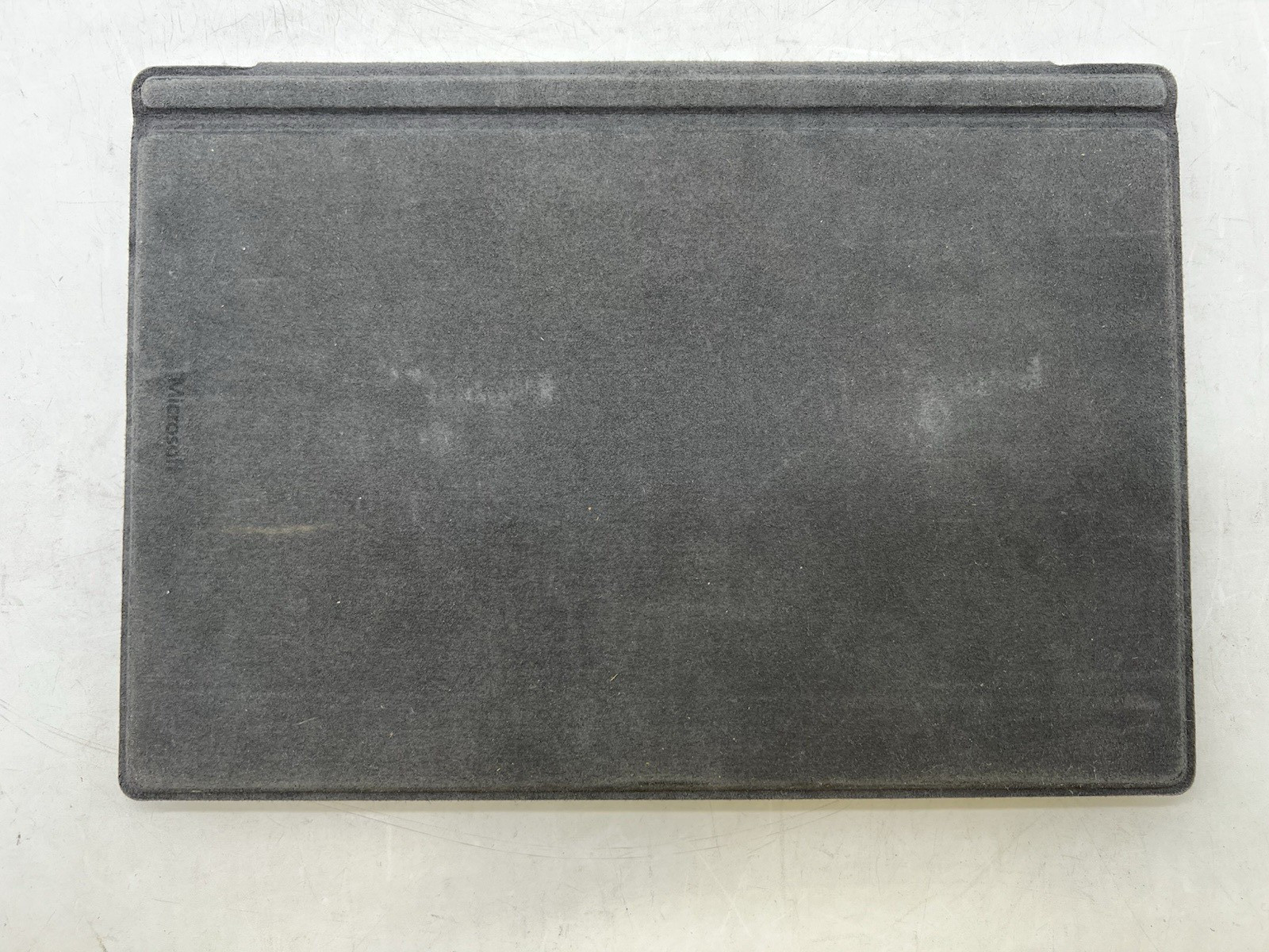 Mircosoft Surface Pro 7, i5-1035G4 CPU @ 1.10GHz, 8GB RAM, 256GB NVMe-No OS/AC