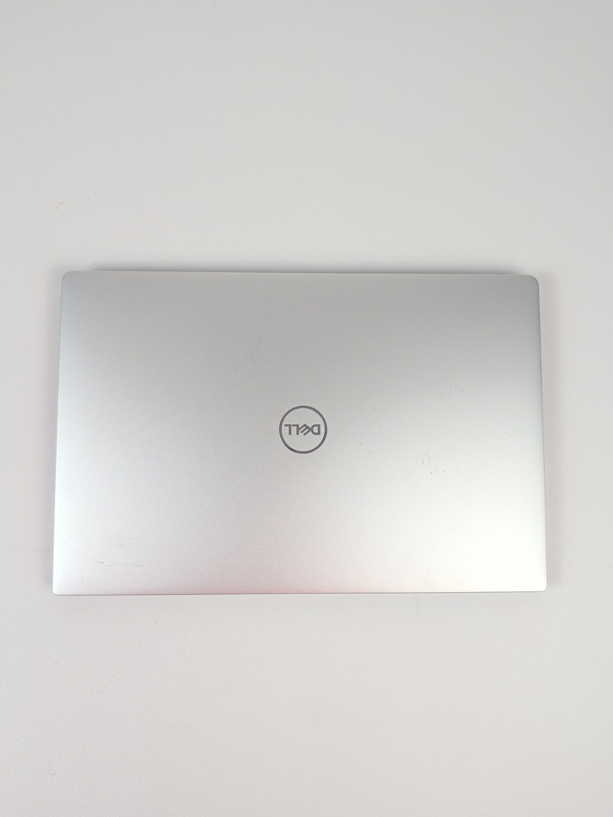 Dell XPS 13 7390 13.3″ Intel Core i5-10210U 1.6GHz 8GB RAM 256GB SSD