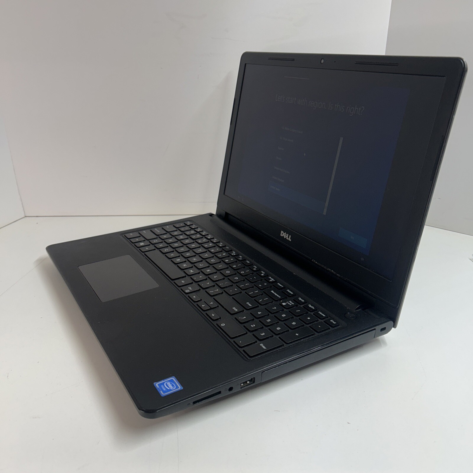 Dell INSPIRON 15 3573 15.6″ Intel Celeron N4000 8GB RAM 256GB SSD Win10Pro