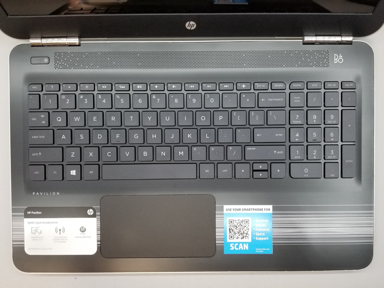 HP Pavilion 15-aw 15.6″ Touch AMD A12-9700P 2.5GHz 8GB RAM 500GB SSD Win11H READ
