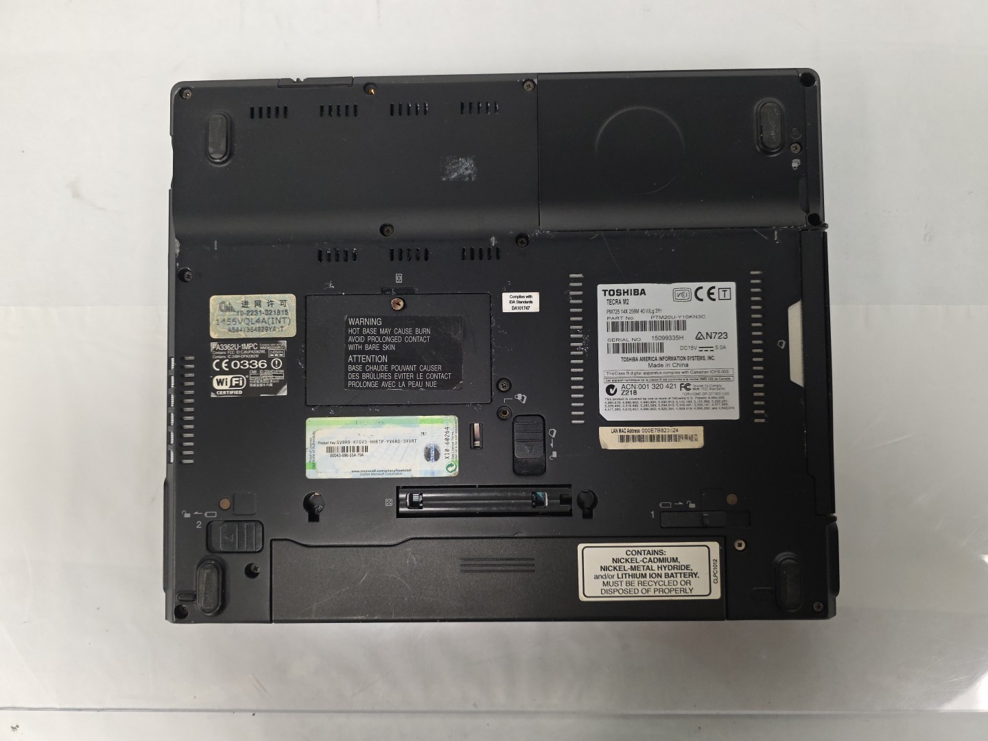 Vintage Toshiba Tecra M2 PTM20U Laptop – For Parts –