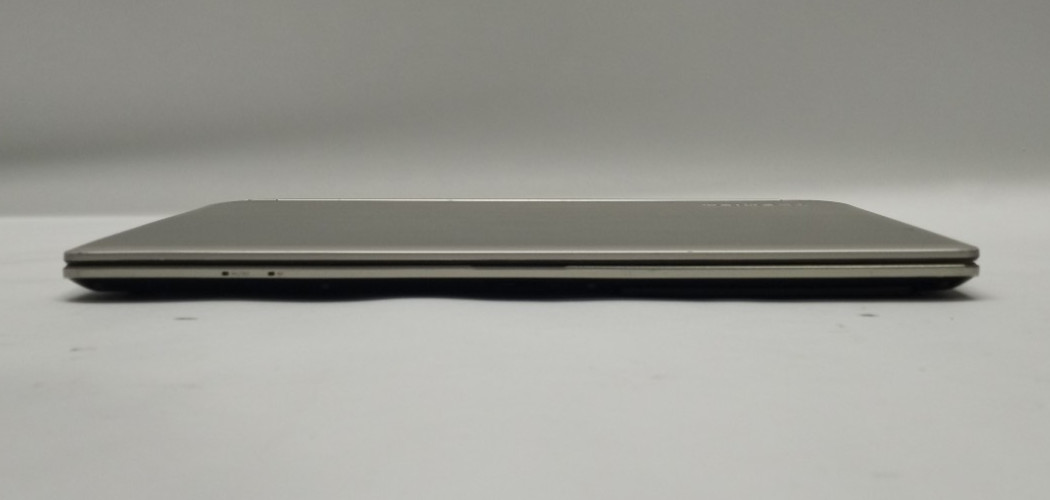Toshiba Satellite E45-B Laptop 14″FHD i5-5200U@2.20GHZ 6GB RAM NO HDD/OS WH718*!
