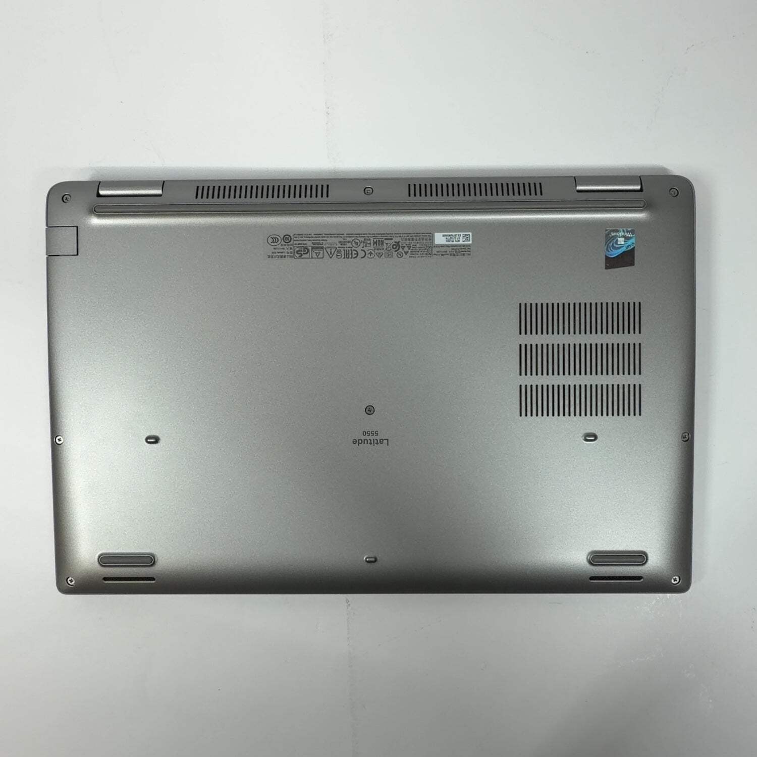 Dell Latitude 5550 15.6″ Core Ultra 5 125U 1.3GHz 16GB RAM 512GB SSD